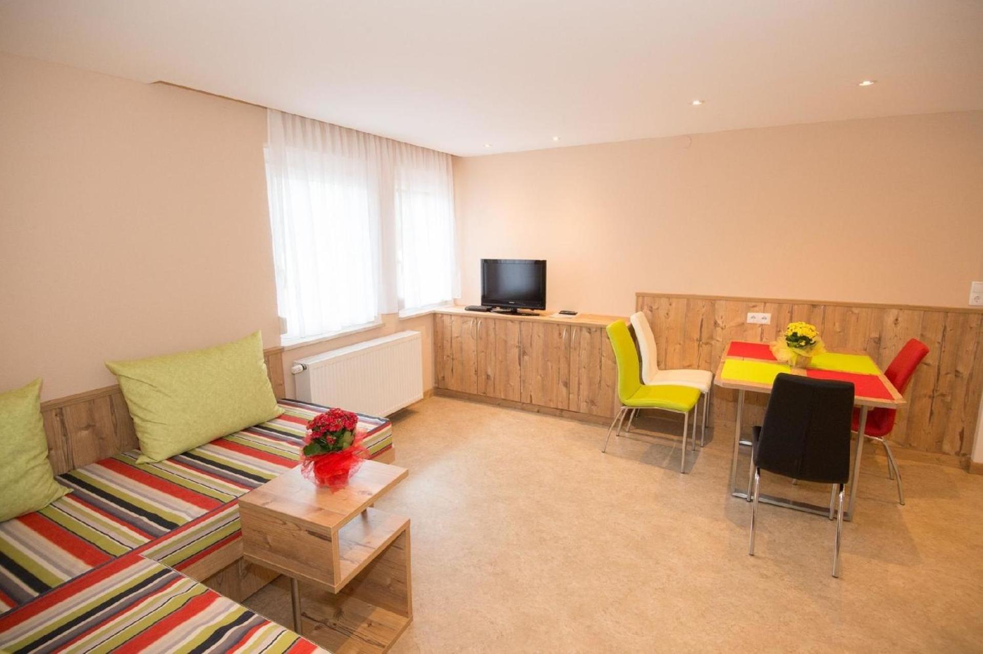 Schöne Ferienwohnung mit Südostbalkon
