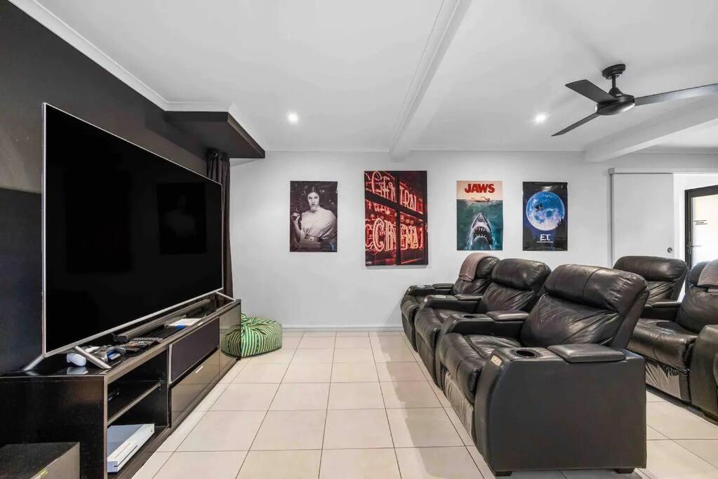 Peregian Beach Holiday House Resort Pet Friendly