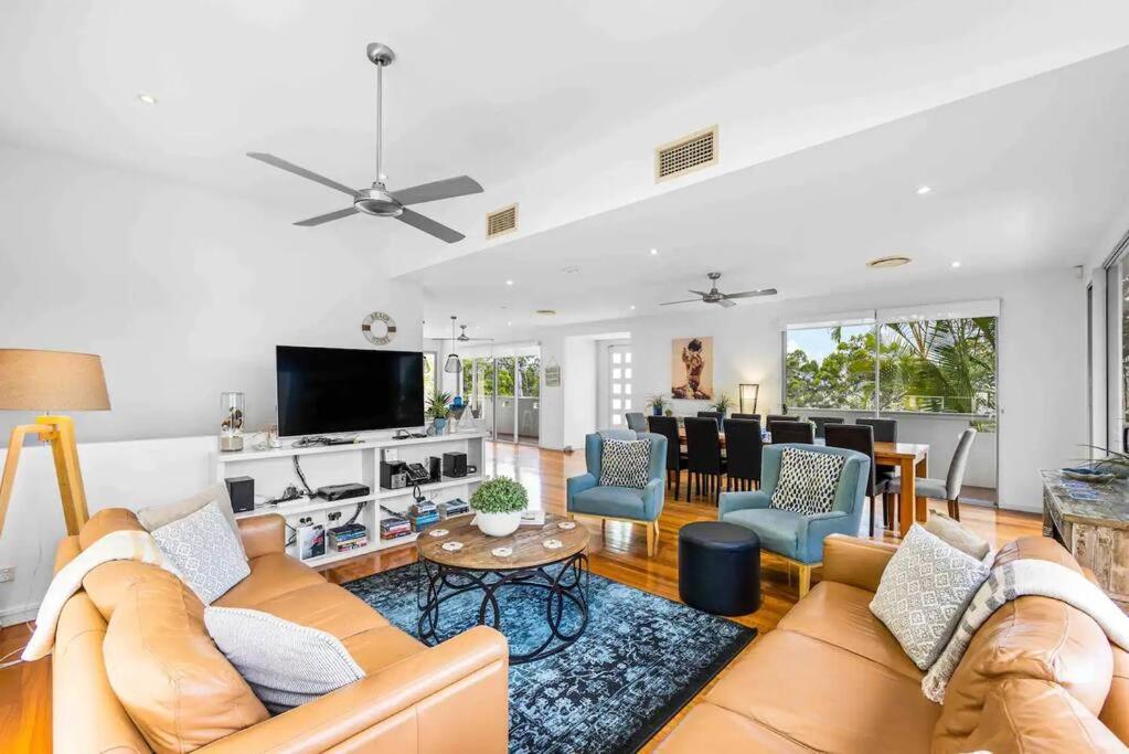 Peregian Beach Holiday House Resort Pet Friendly