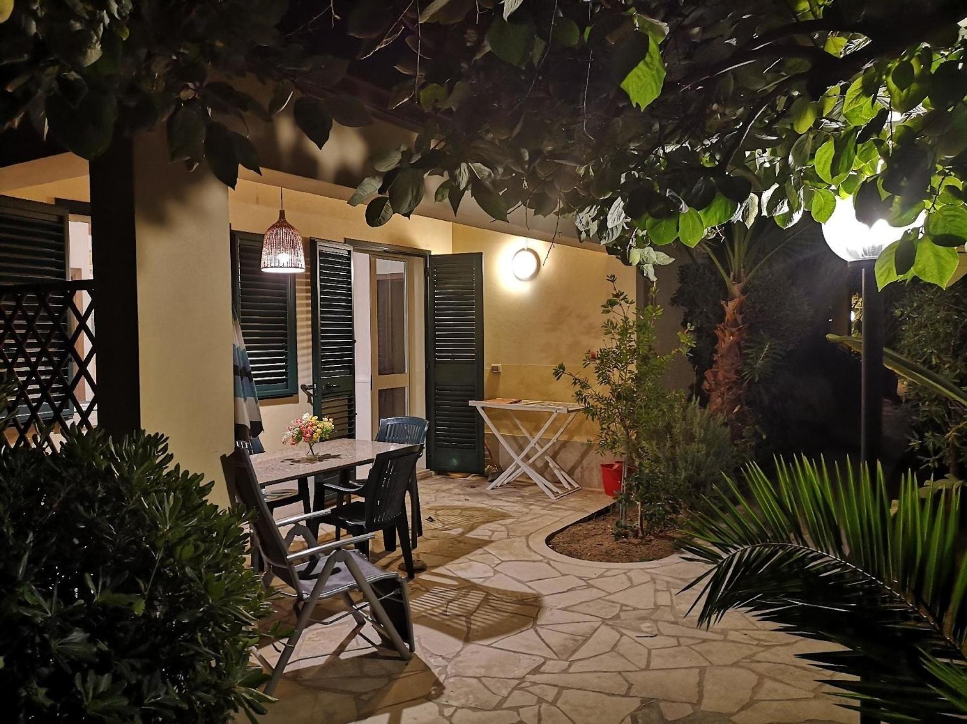 Wunderschönes Ferienhaus in Marina Di Modica mit Großer Terrasse photo 2