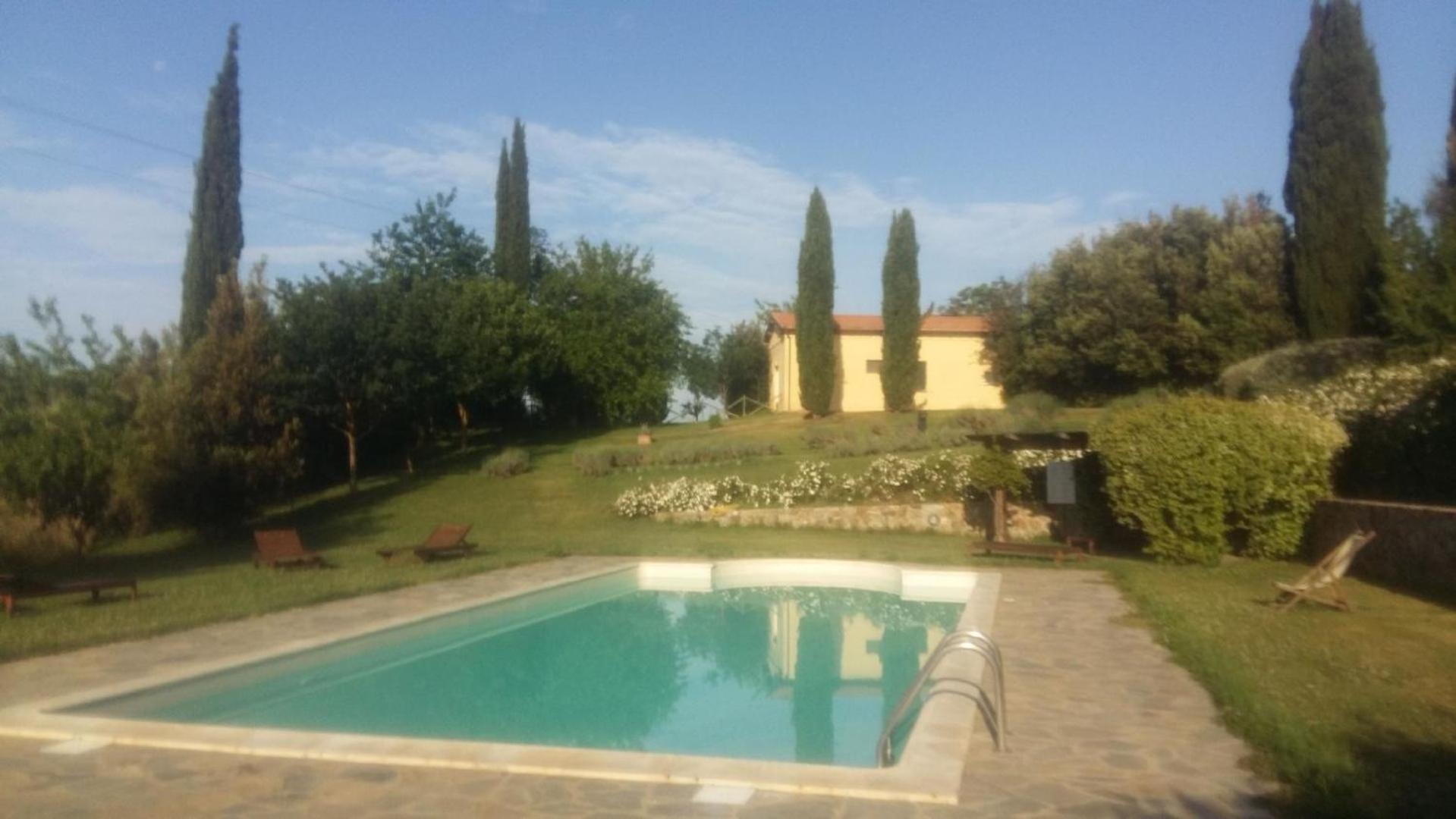 Unabhaengige Ferienwohnung in Manciano mit Großem Garten view 2