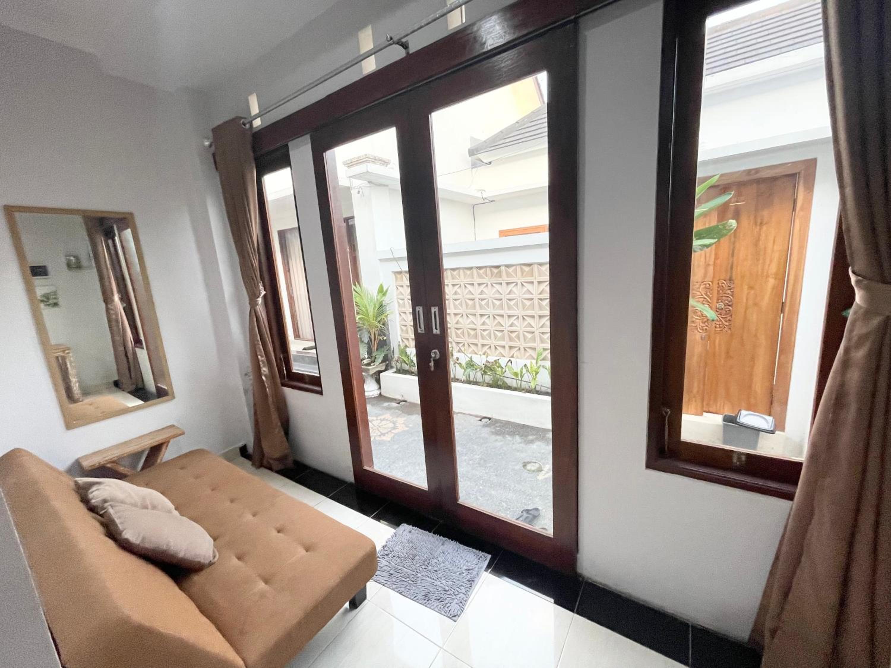 LaGriya Guest House