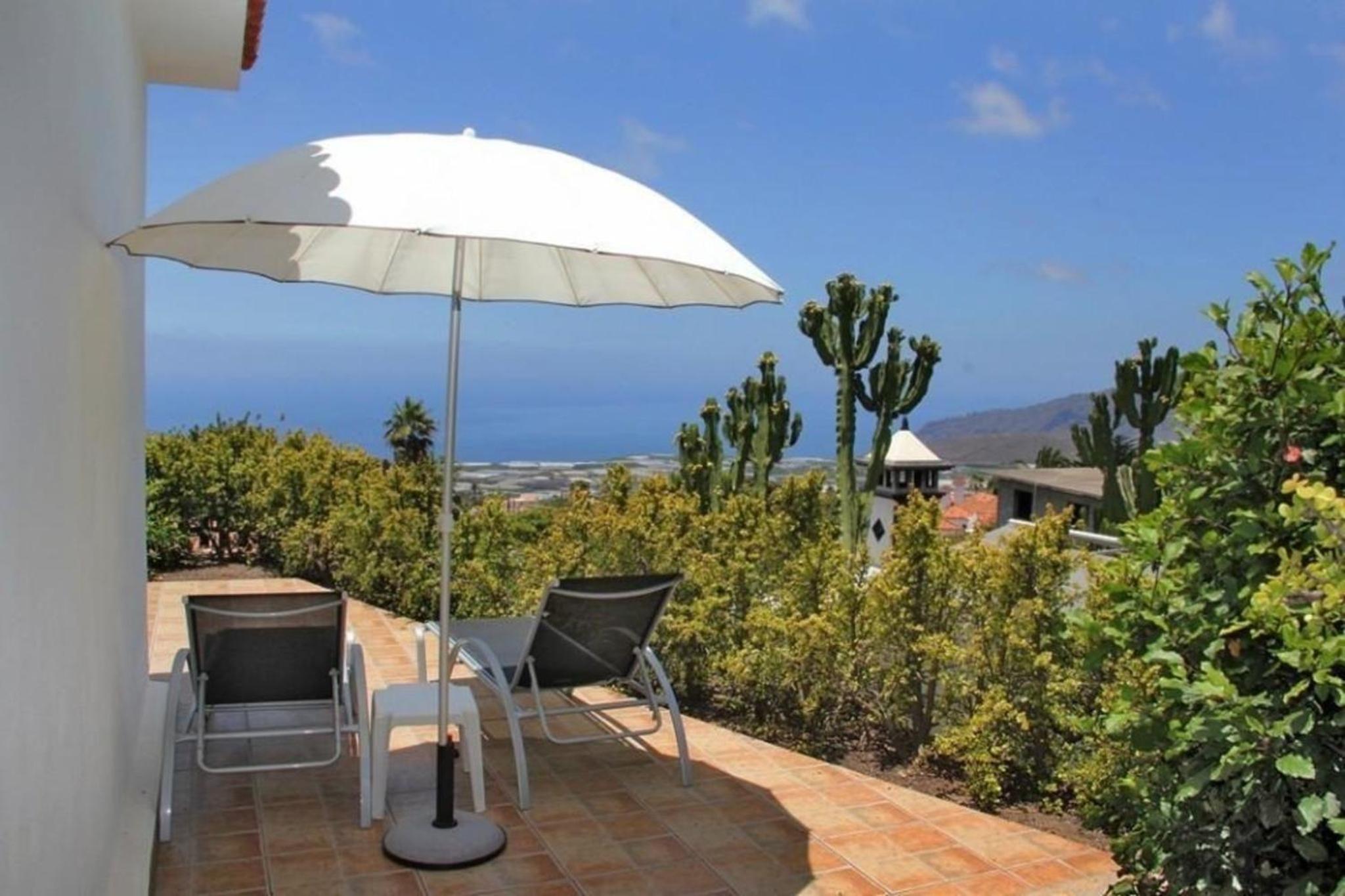 Ferienhaus Casa La Palma mit Terrasse und Garten