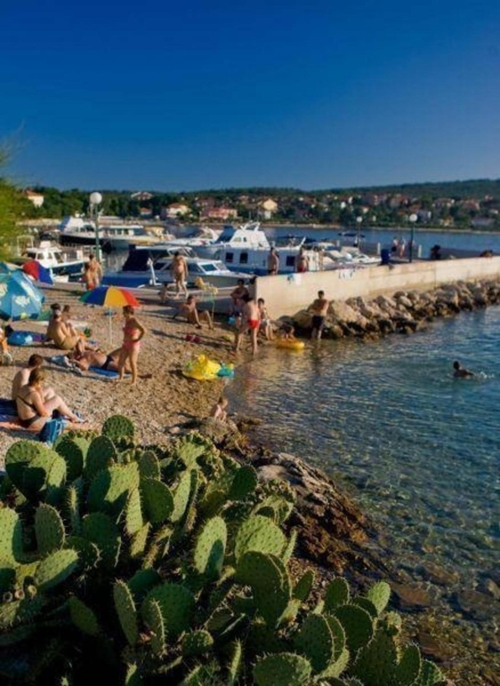 Ferienwohnung für 5 Personen ca 50 qm in Šilo, Kvarner Bucht Krk view 2