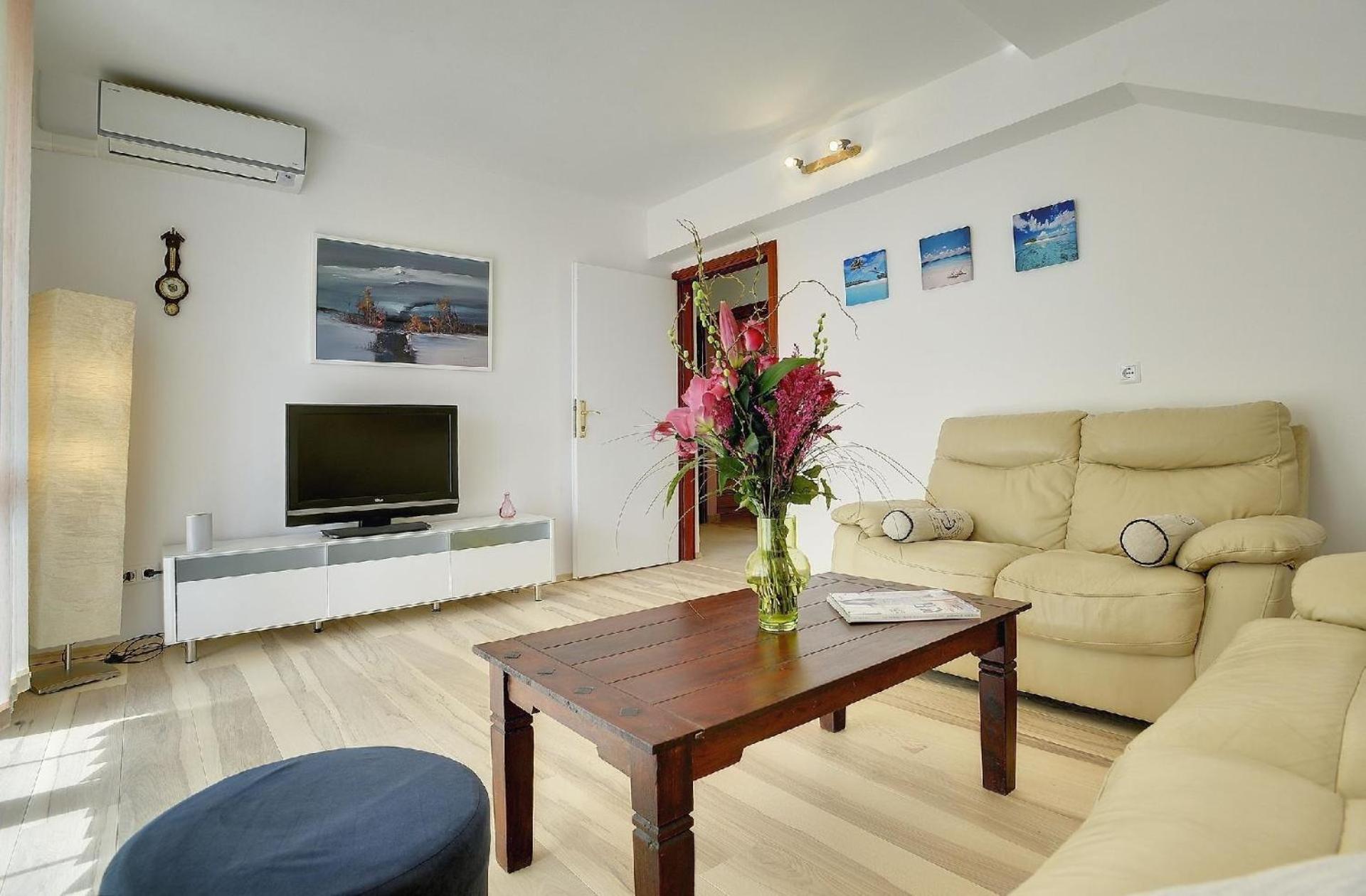 Strandnahe, großzügige Wohnung Mediterranean Dream