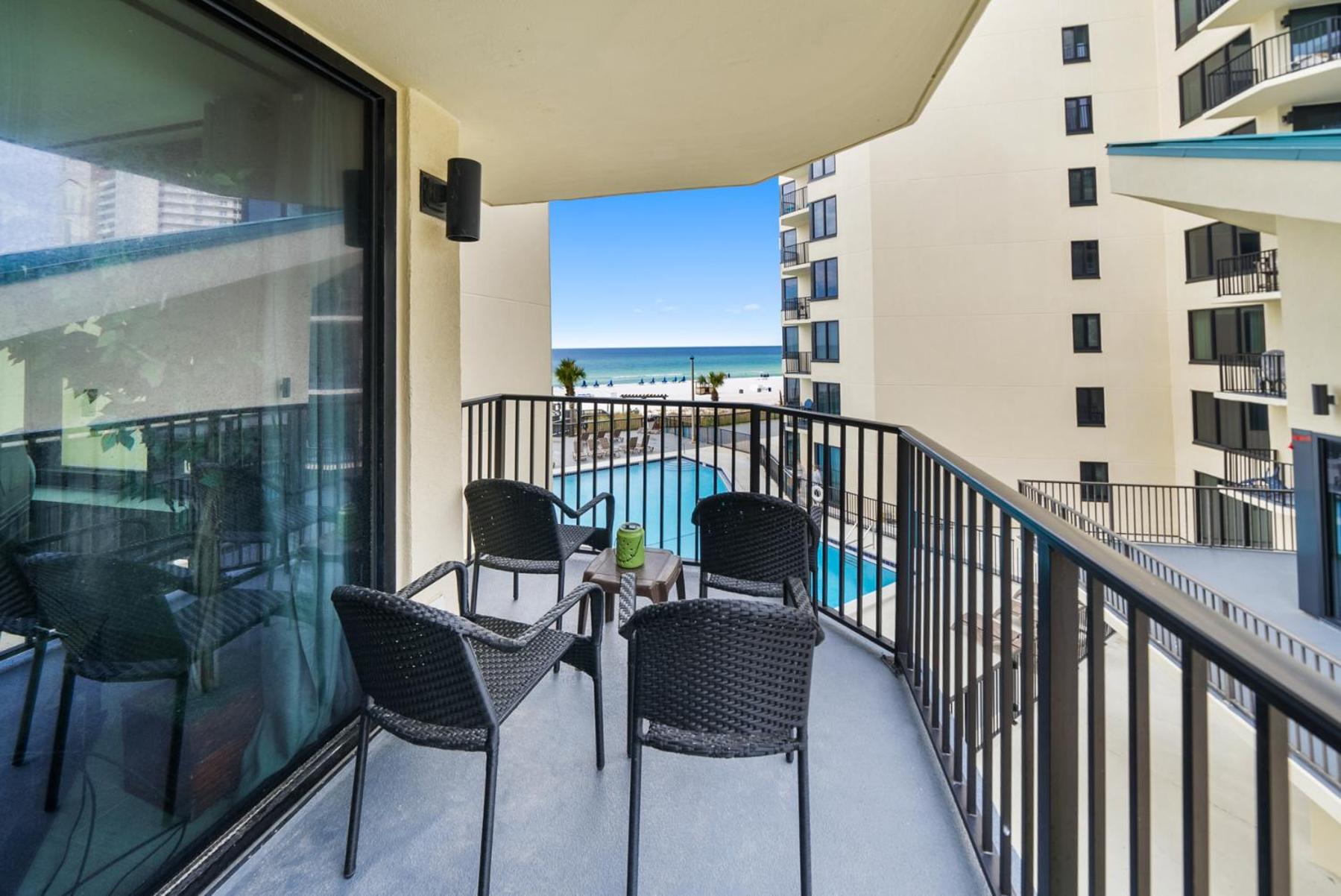 Summer Special! Renovated Resort Condo - on the Beach! view 5