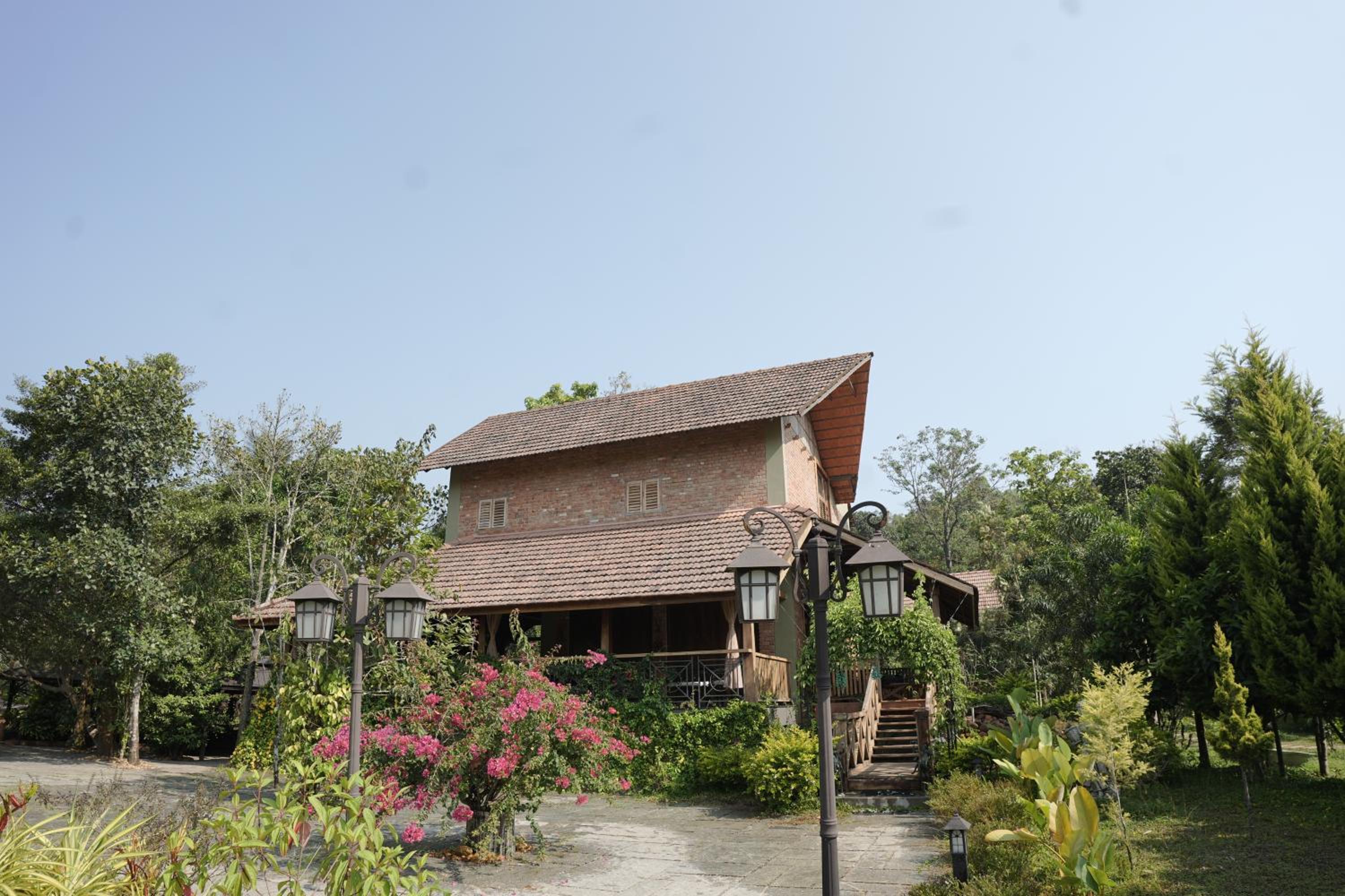 BARSATI Ranches