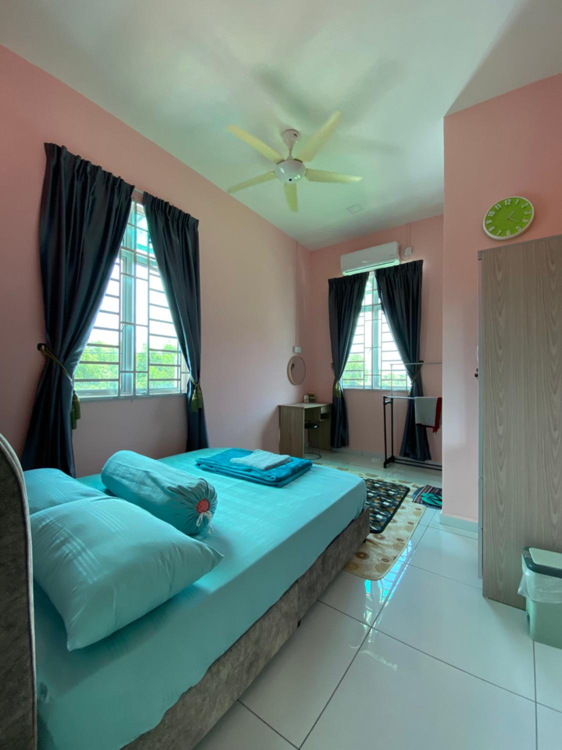 HOMESTAY ACIK