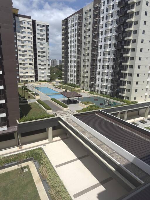 Elegant 2 Bedroom Unit @Avida#27 view 4