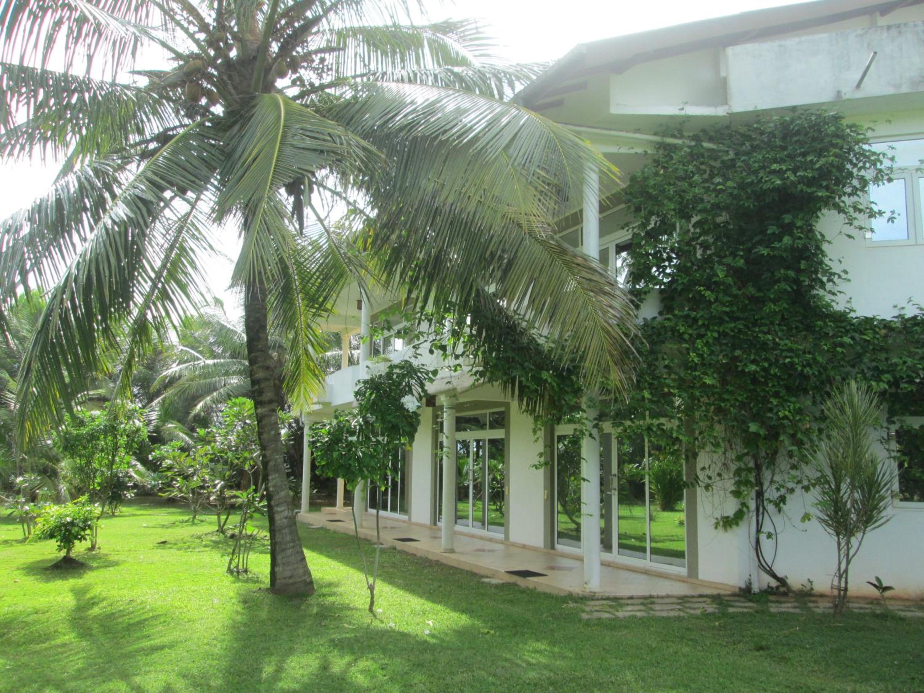 Raja Beach Hotel
