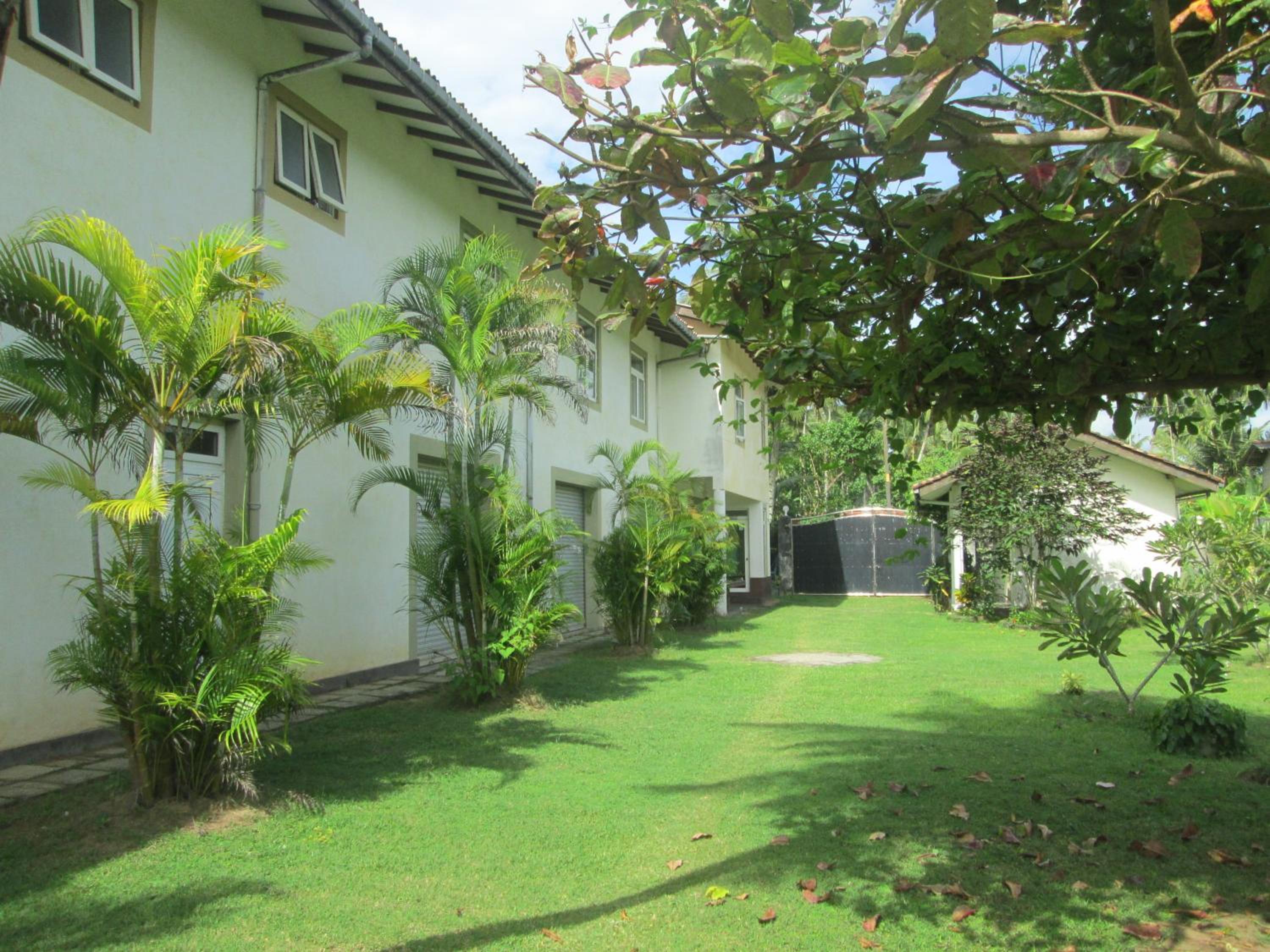Raja Beach Hotel