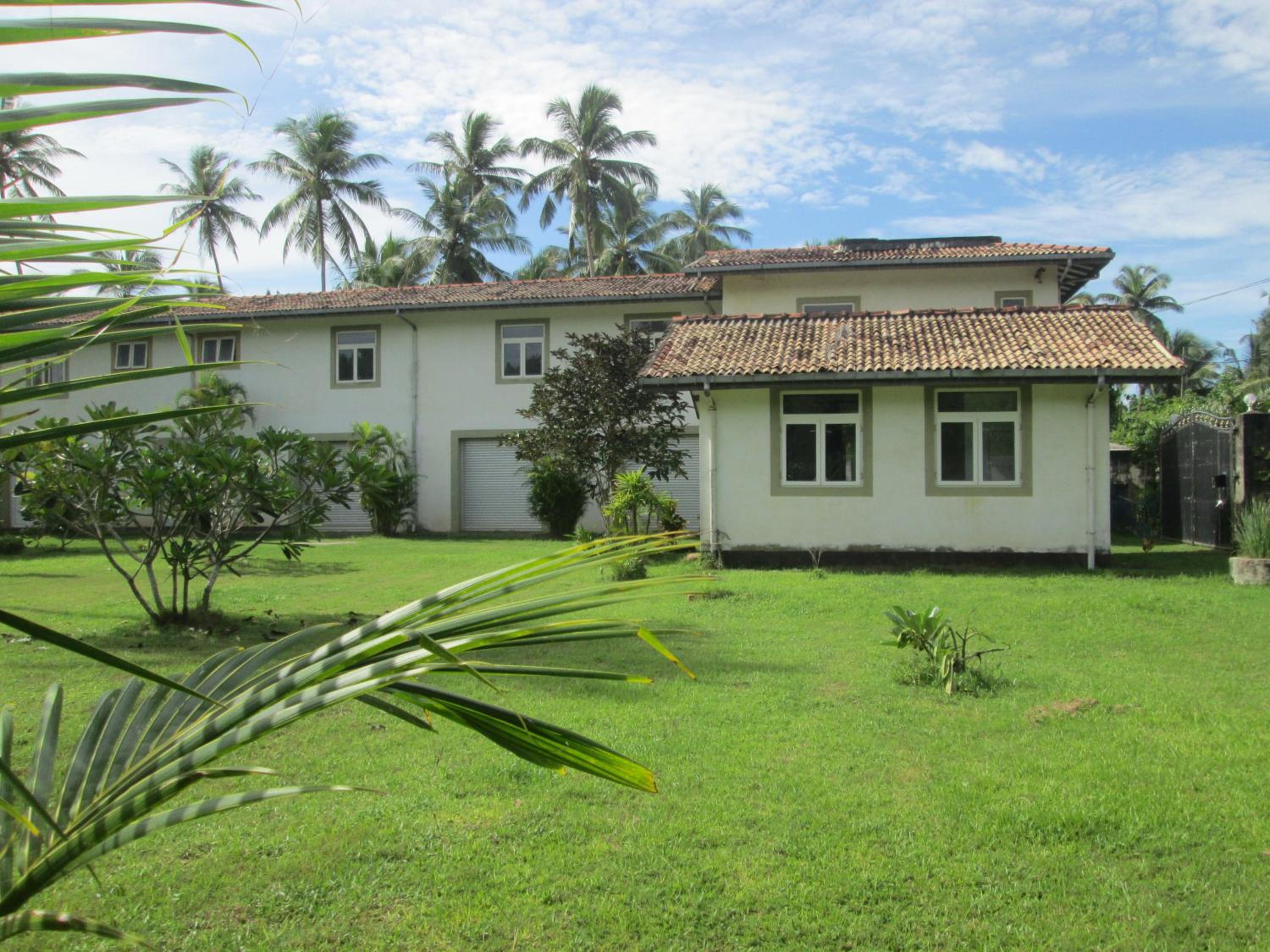 Raja Beach Hotel