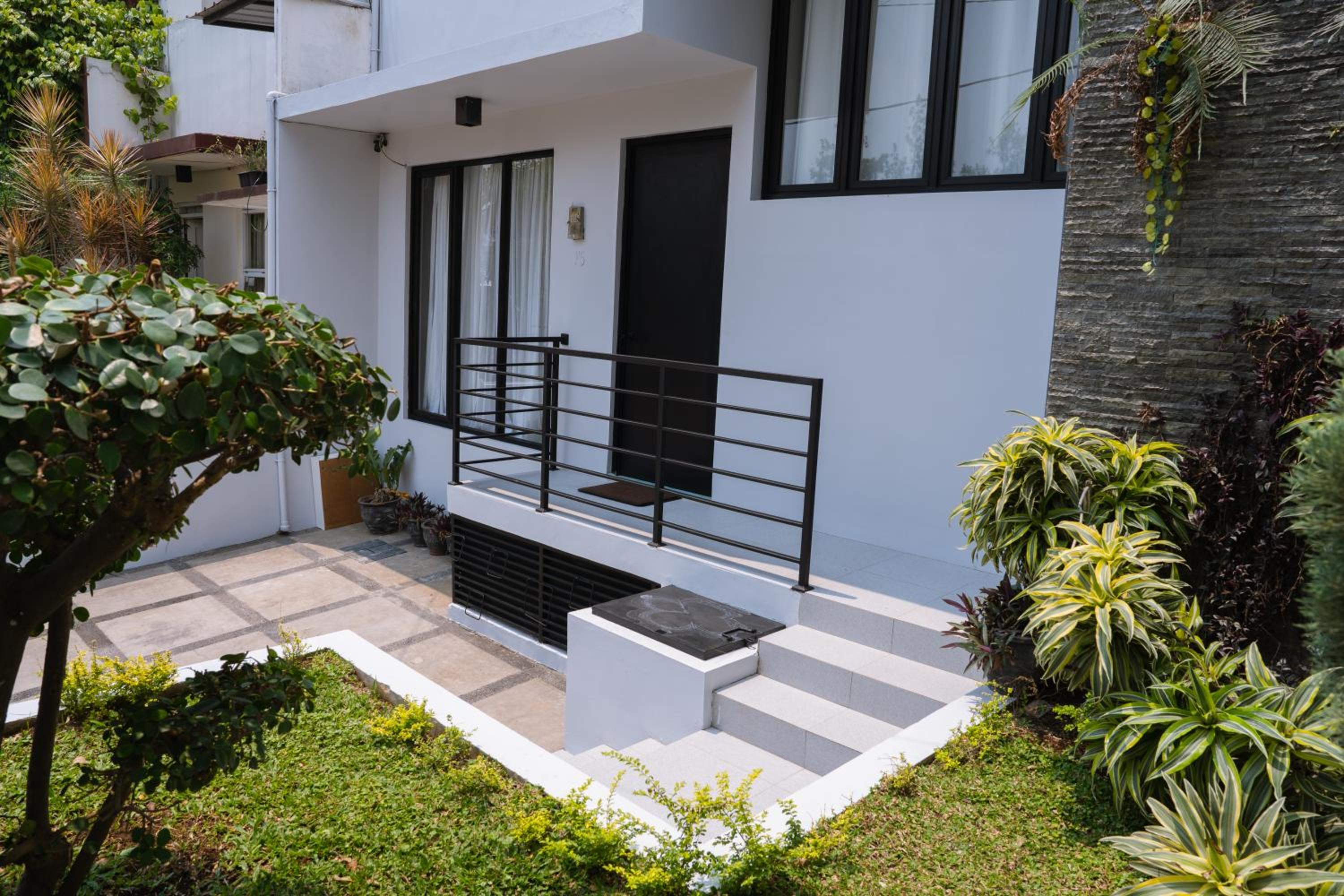 Brownies House view 4