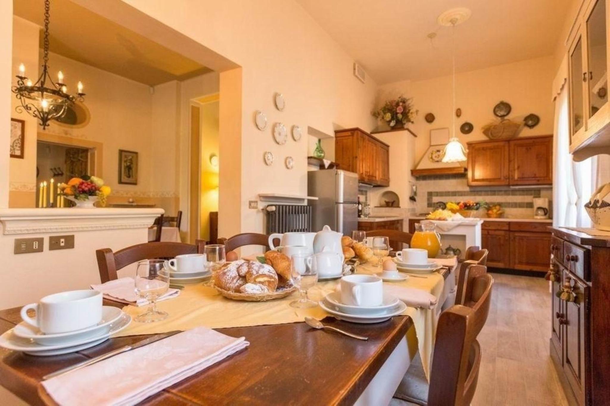 Schönes Ferienhaus in Iano mit Gepflegtem Garten view 4