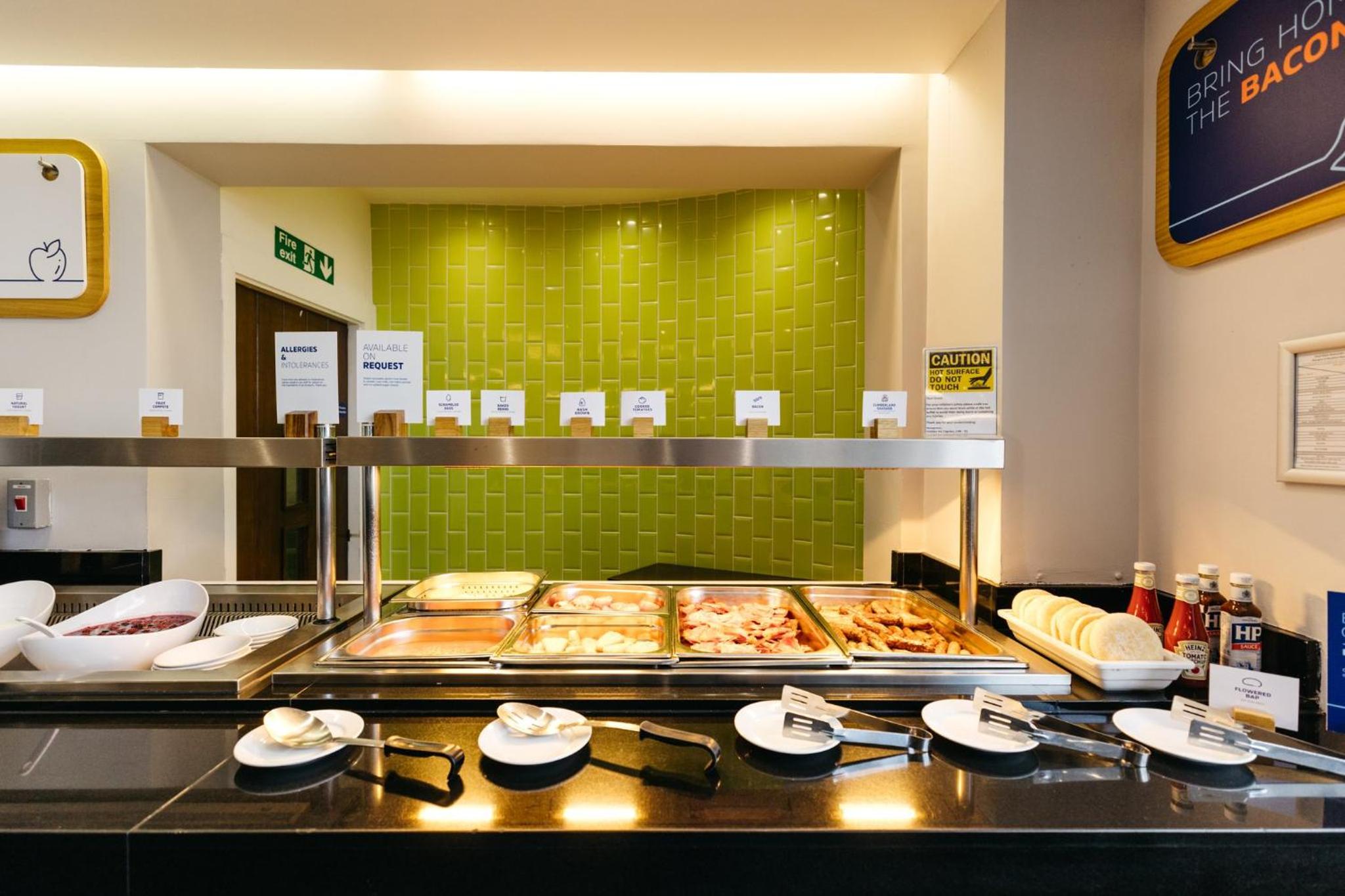 Slough Vacations - Holiday Inn Express London Heathrow T5, an IHG Hotel - Property Image 5