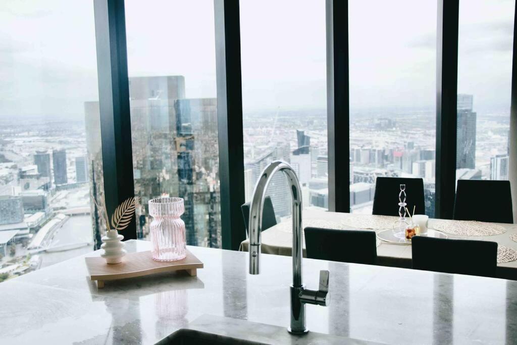 CBD Heart｜Awe- inspiring Heights｜Breathtaking View