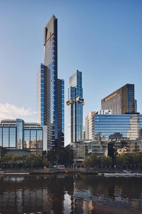 CBD Heart｜Awe- inspiring Heights｜Breathtaking View
