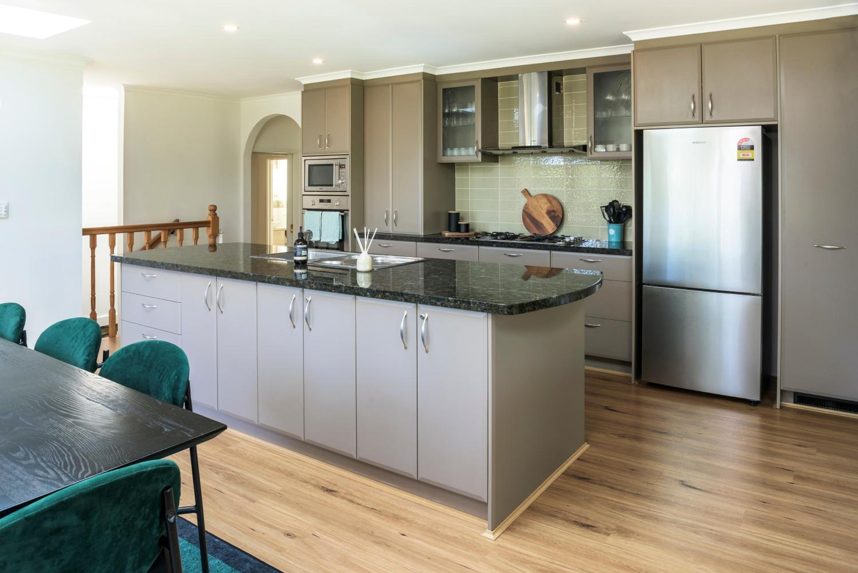 Elliott Lodge - Getaway for the whole family/pets