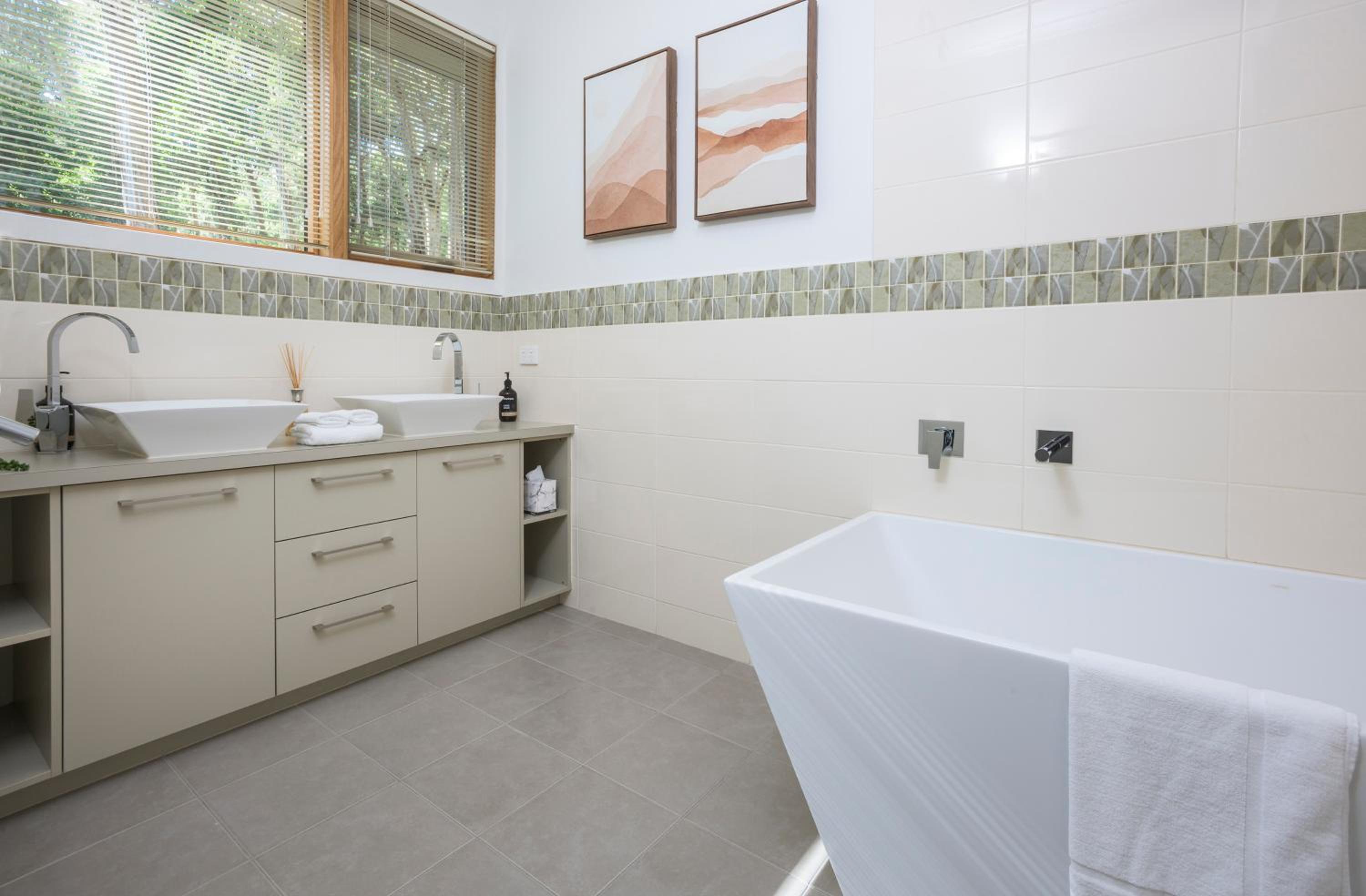 Elliott Lodge - Getaway for the whole family/pets