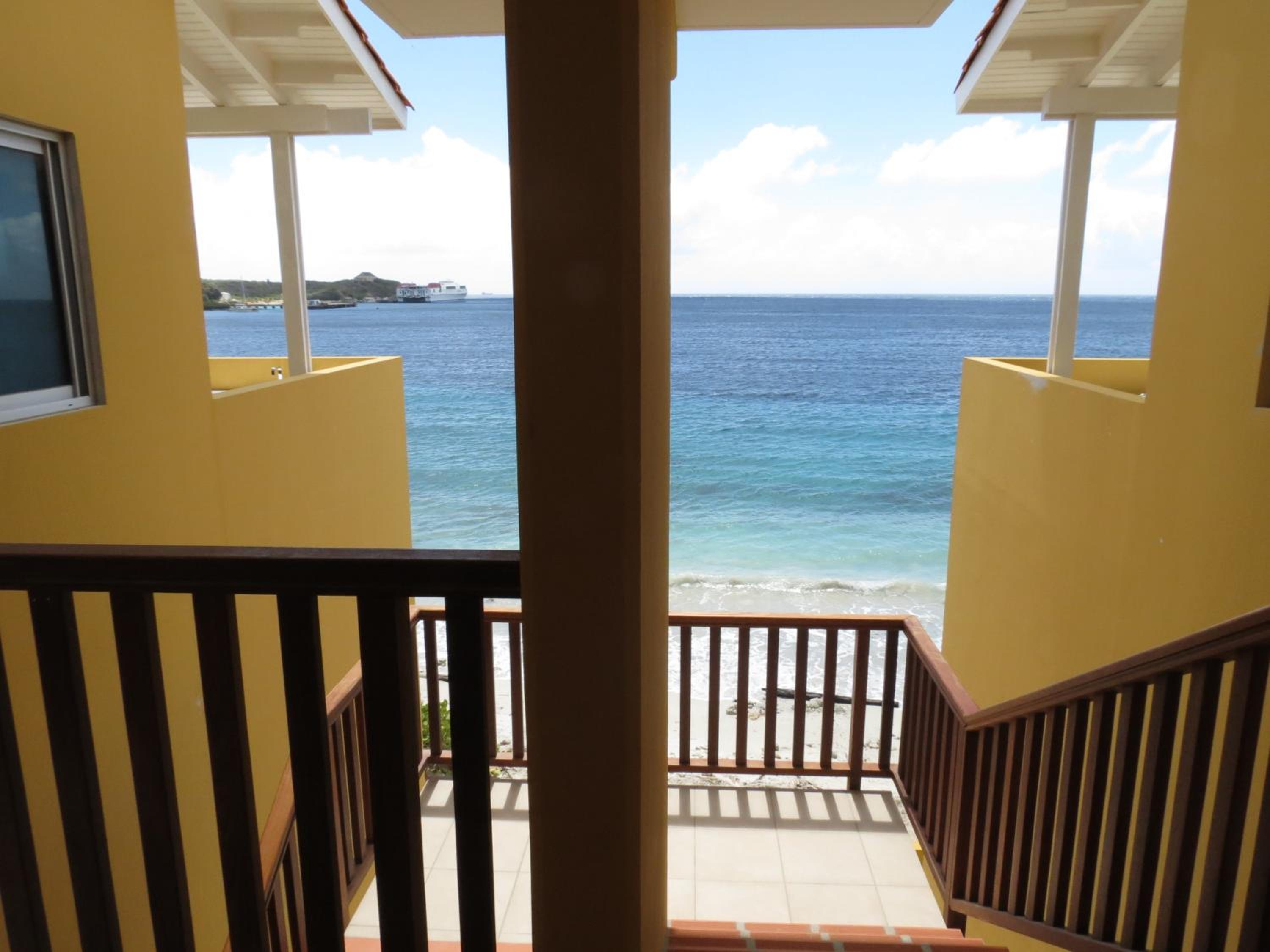 Palapa Beach Resort Curacao