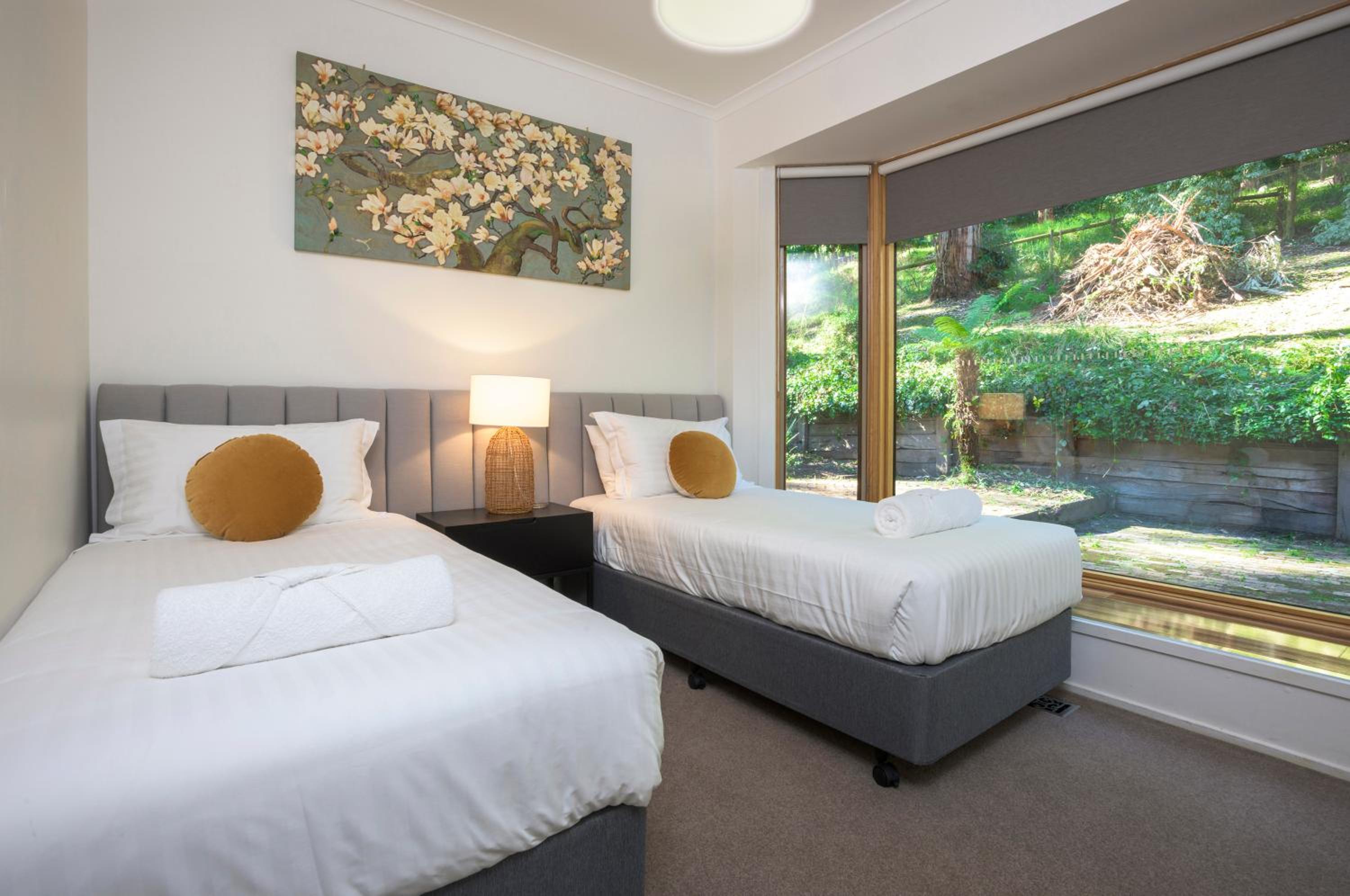 Elliott Lodge - Getaway for the whole family/pets