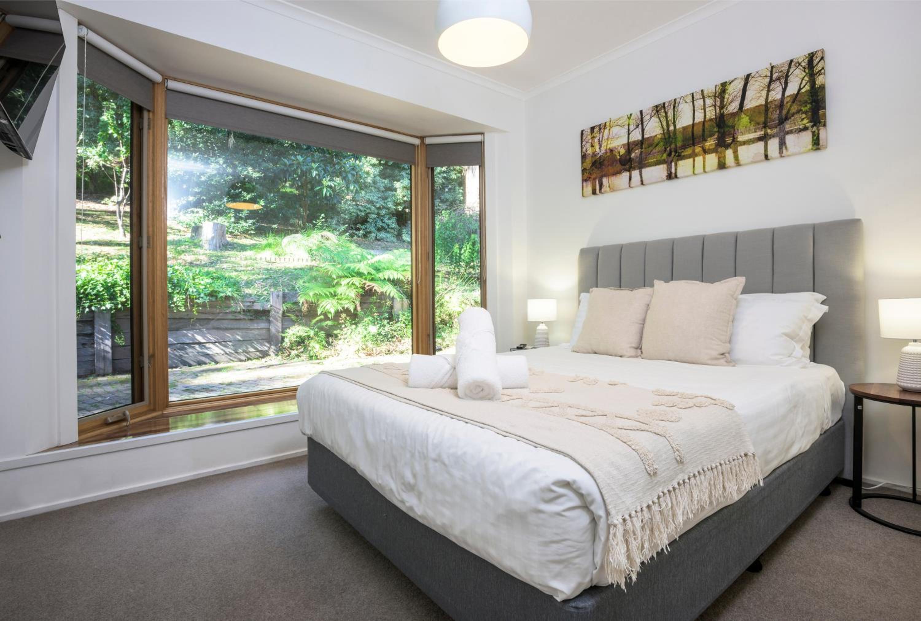 Elliott Lodge - Getaway for the whole family/pets