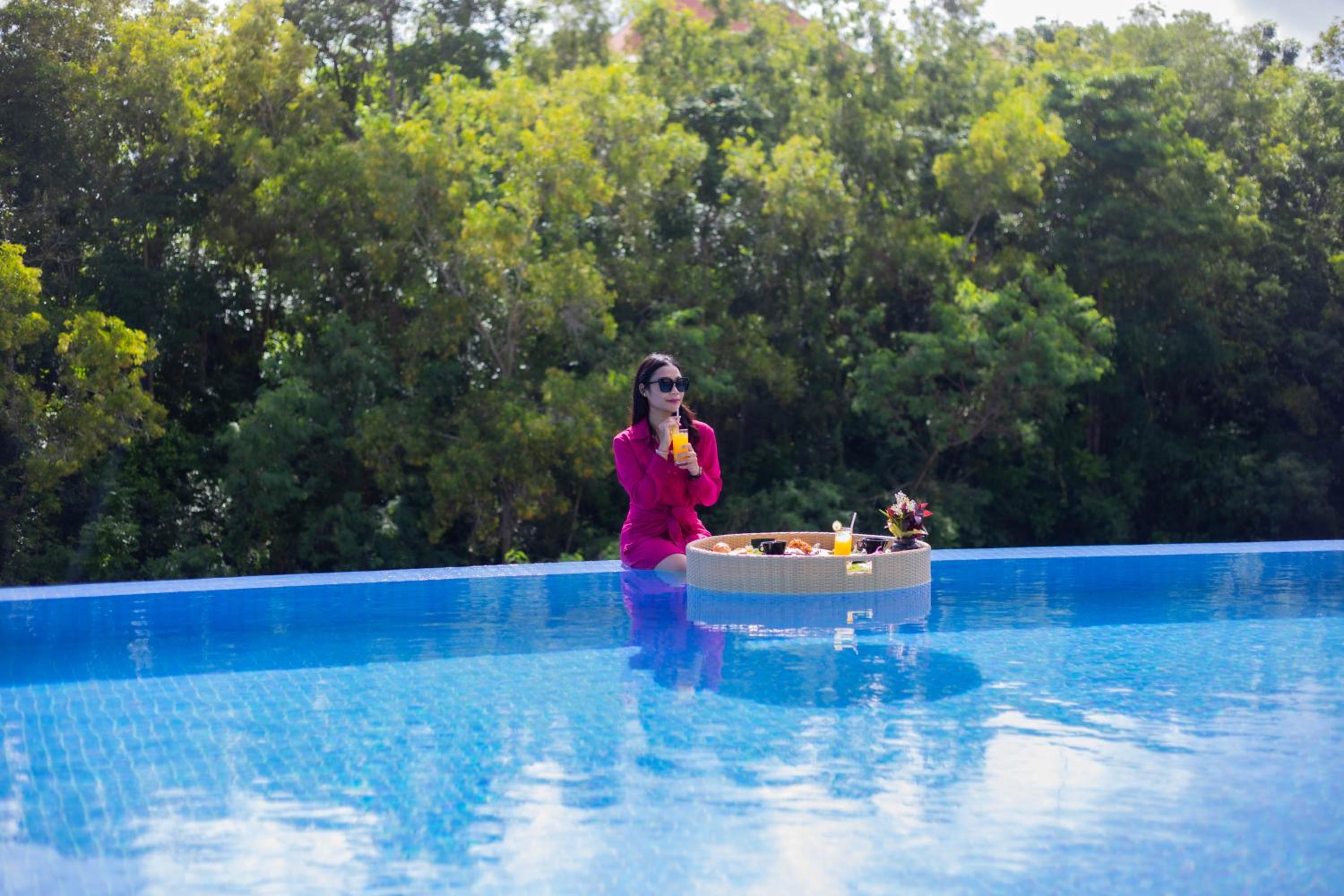 The Sterling Villas view 5