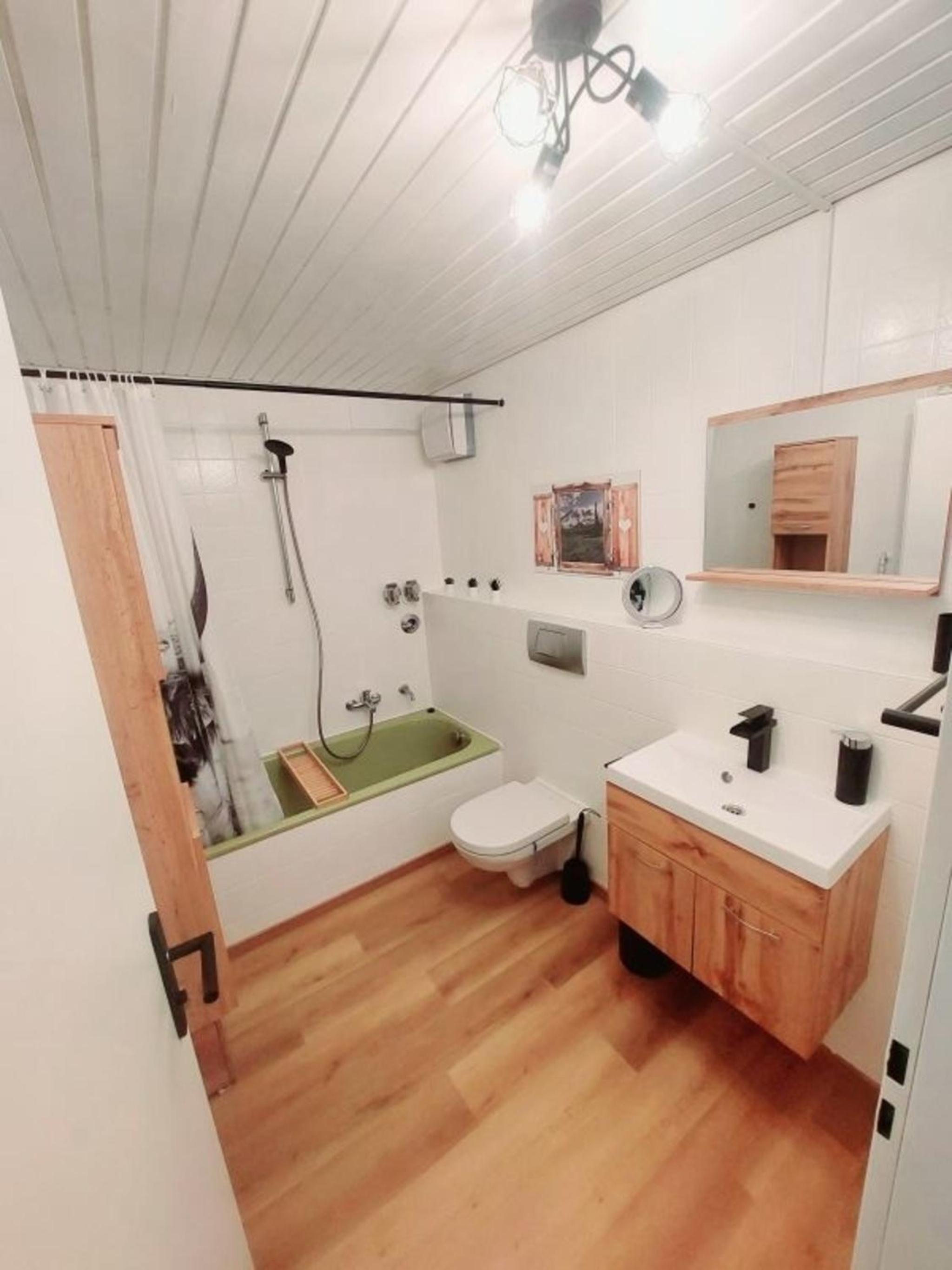 Alp-Juwel mit Pool und Sauna für Familien und Hunde ideal