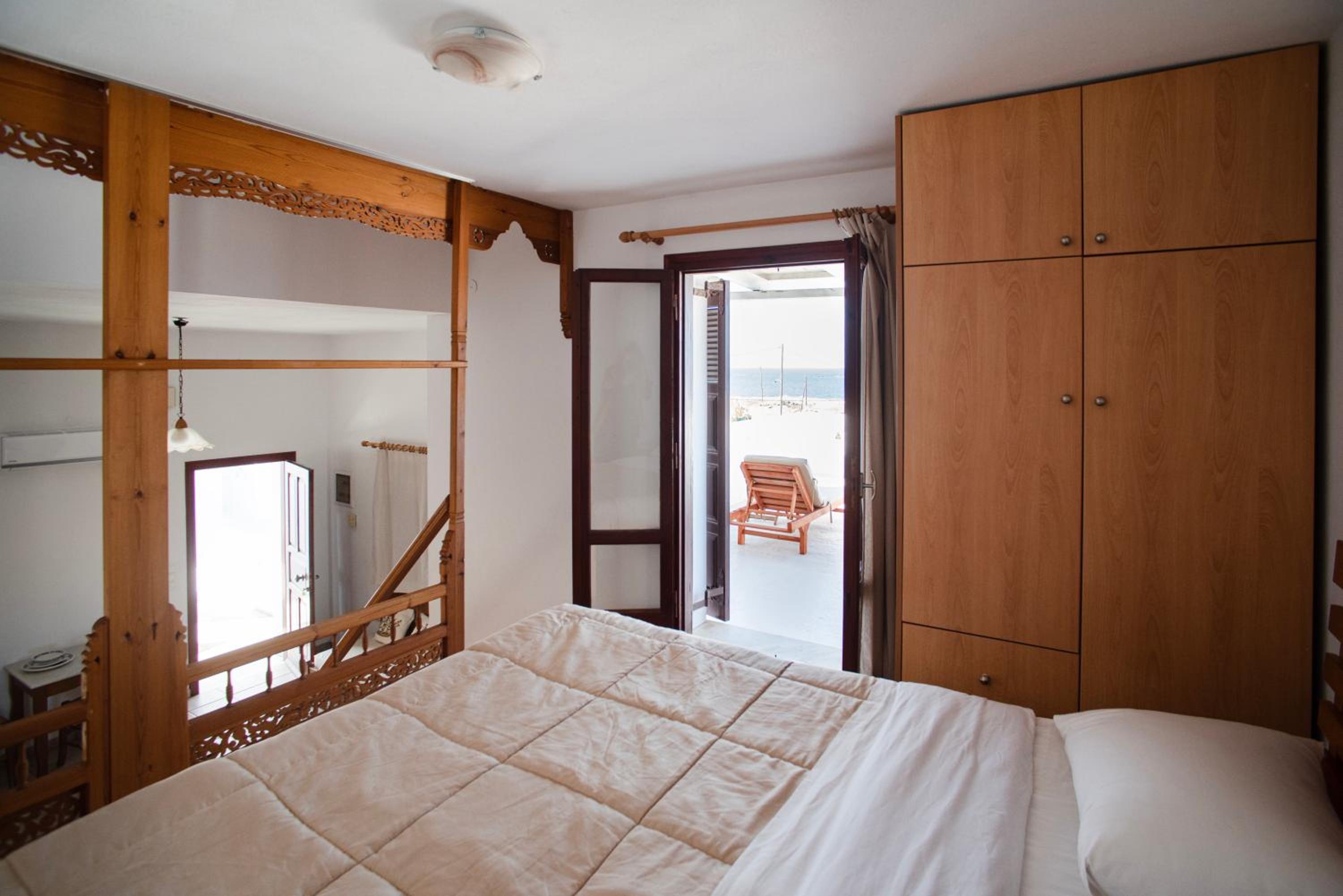 HORIZON Skyrian house