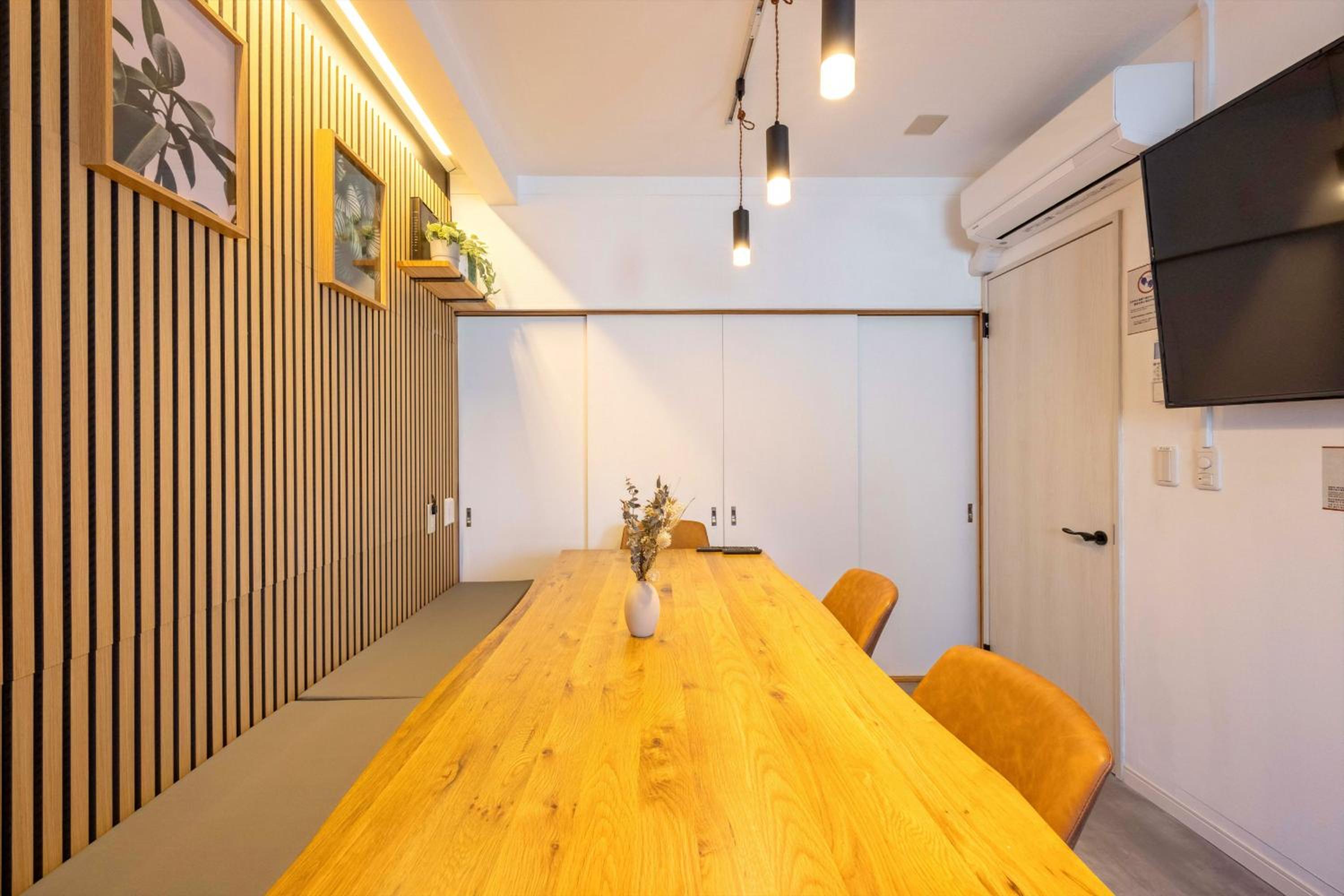 meeting & event spaces
