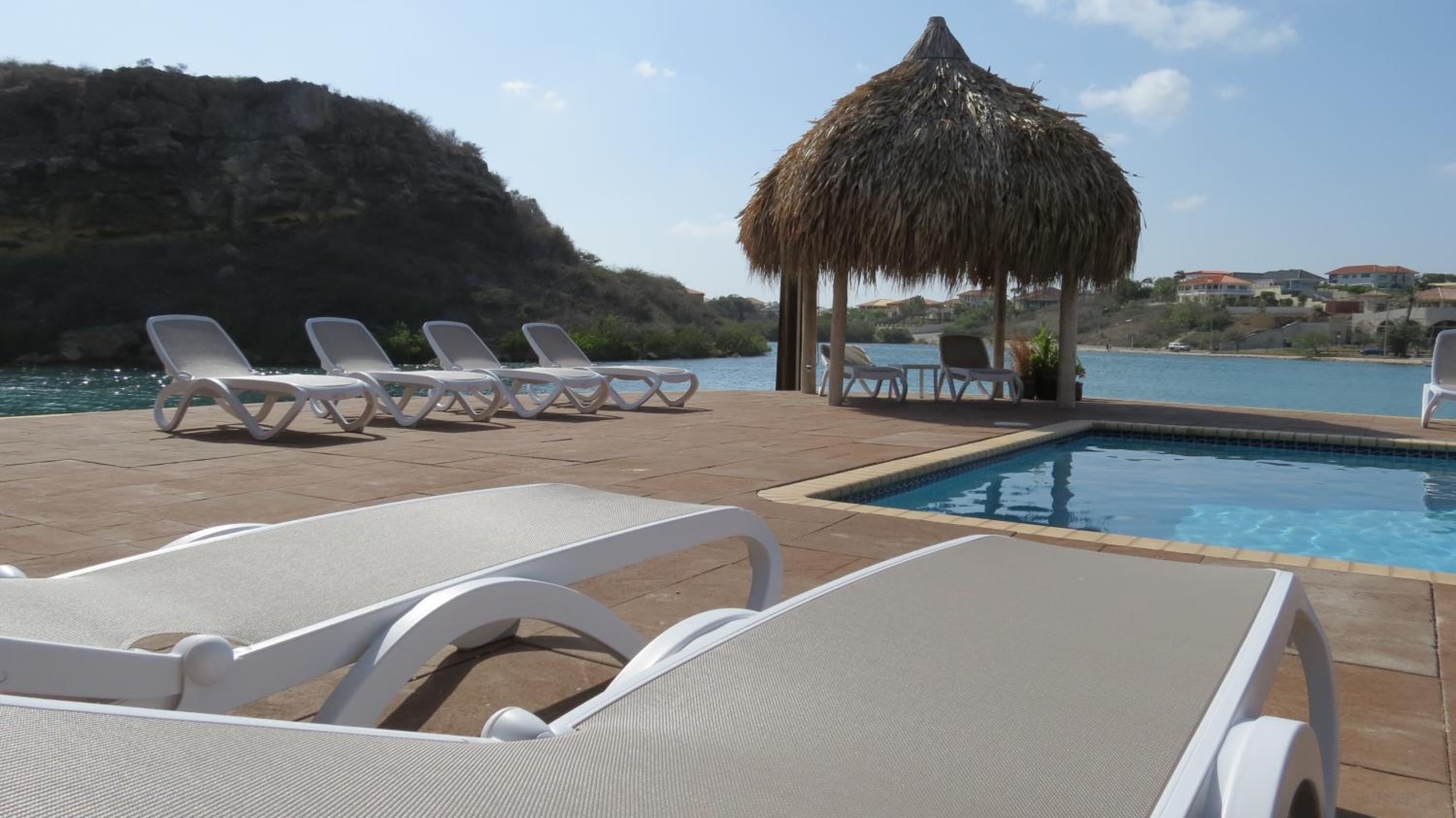 Palapa Beach Resort Curacao