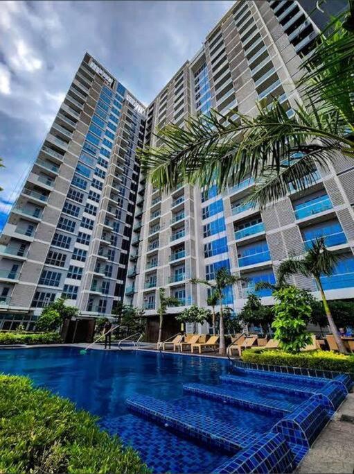 Executive 2Bedroom plus Maidsroom view 5
