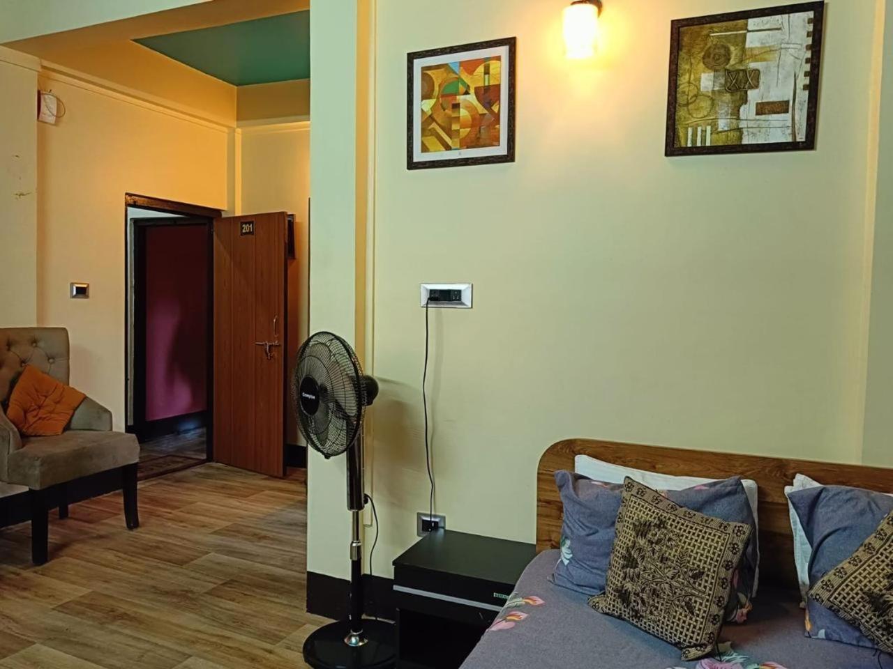 Eastwood Guest House