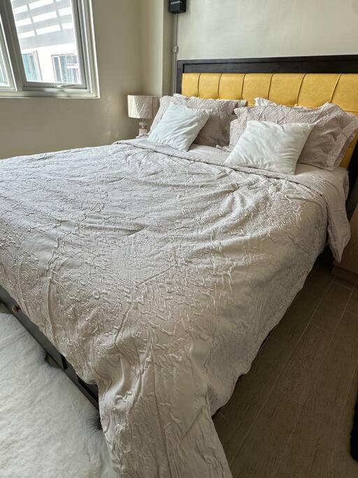 Comfy Studio UnitM @OneMadison35, photo 35
