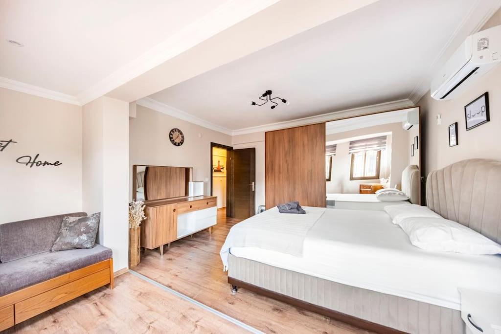 Arya Roof House - Image 45