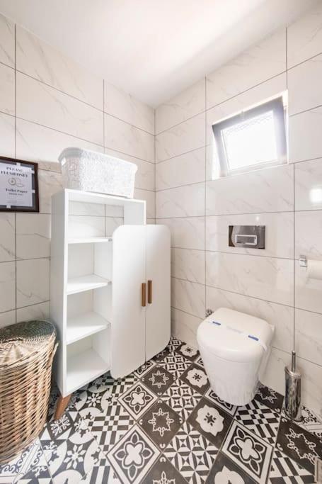 Arya Roof House - Image 23