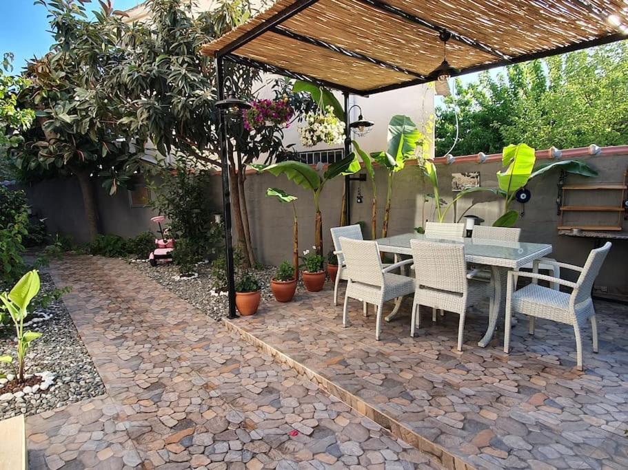 Arya Roof House - Image 52