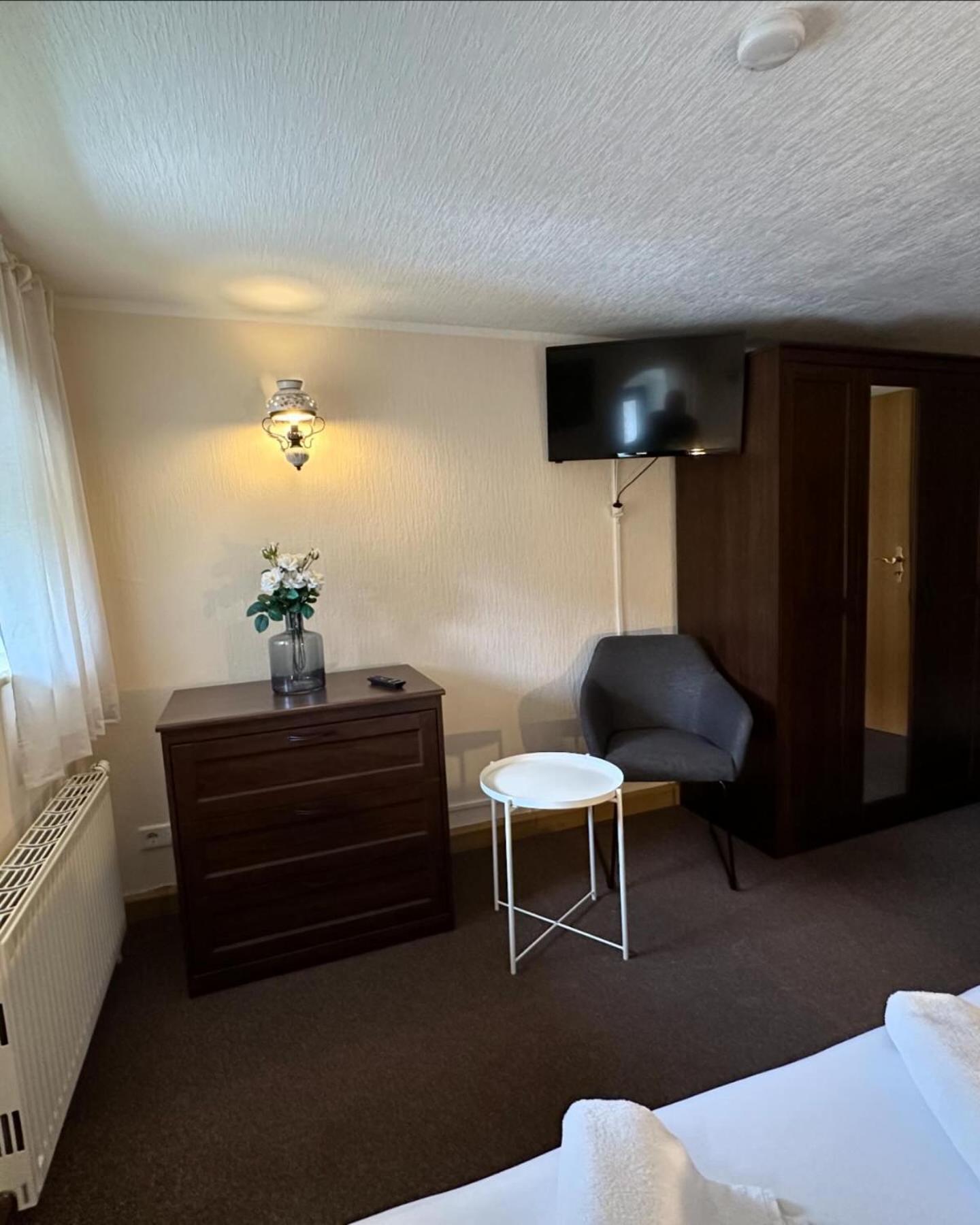 Amara.Festsaal.Gasthaus.Pension