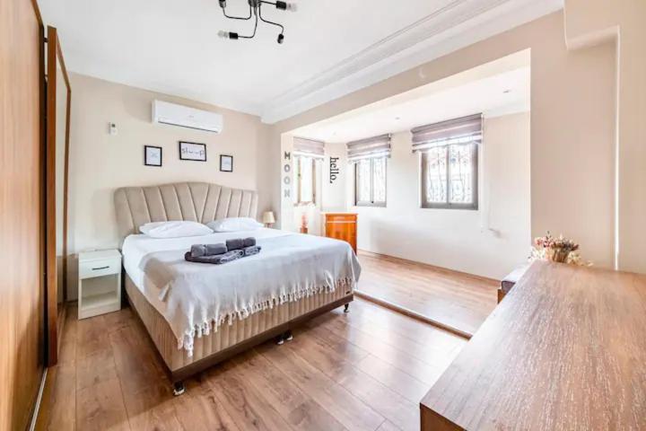 Arya Roof House - Image 50