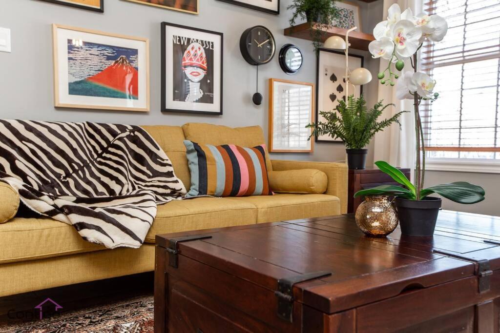 Stylish Euro Vibes Home, Small Gym, AC, Yard, Office