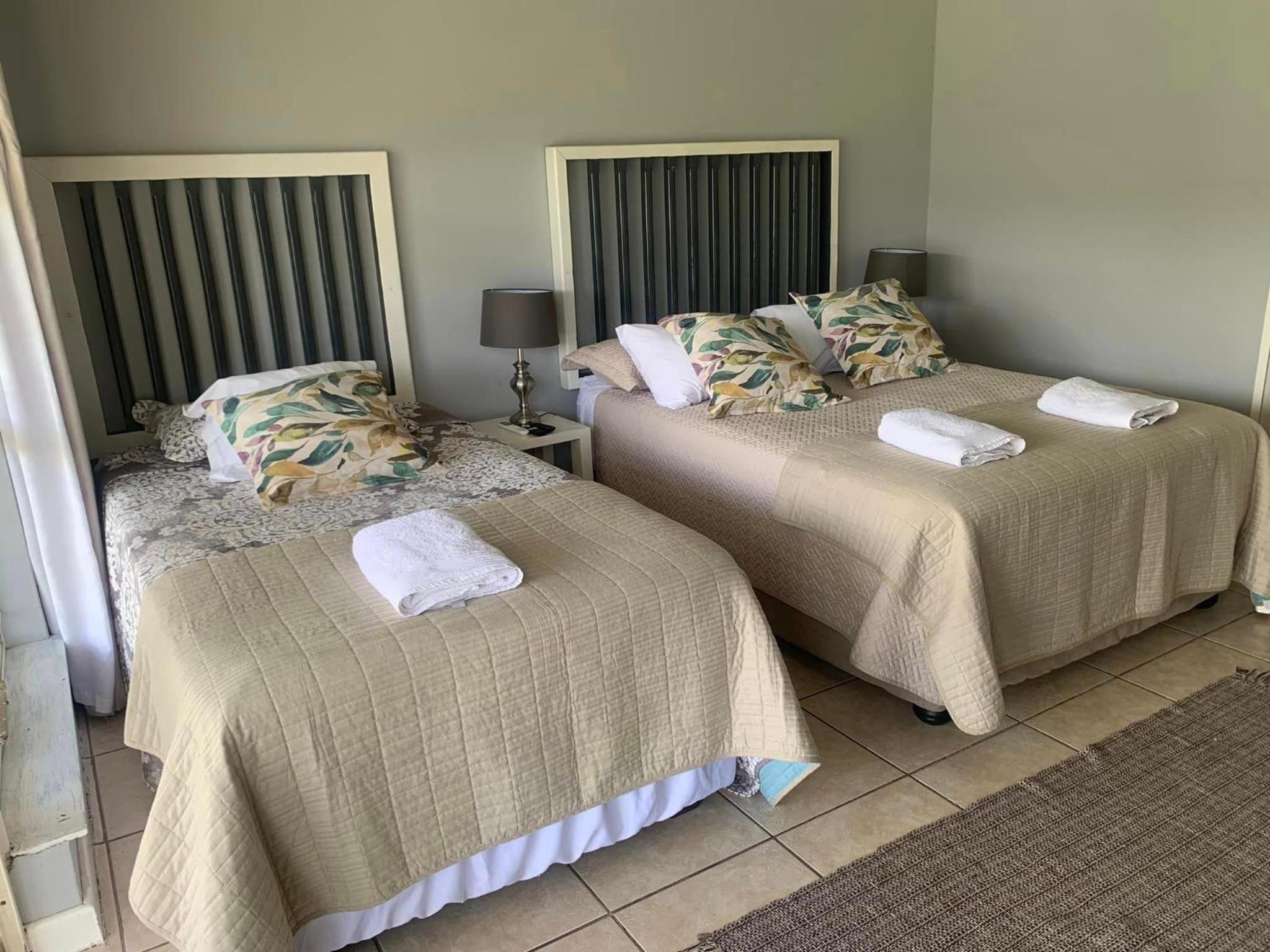 Victoria Oaks Beaufort West Guesthouse view 5