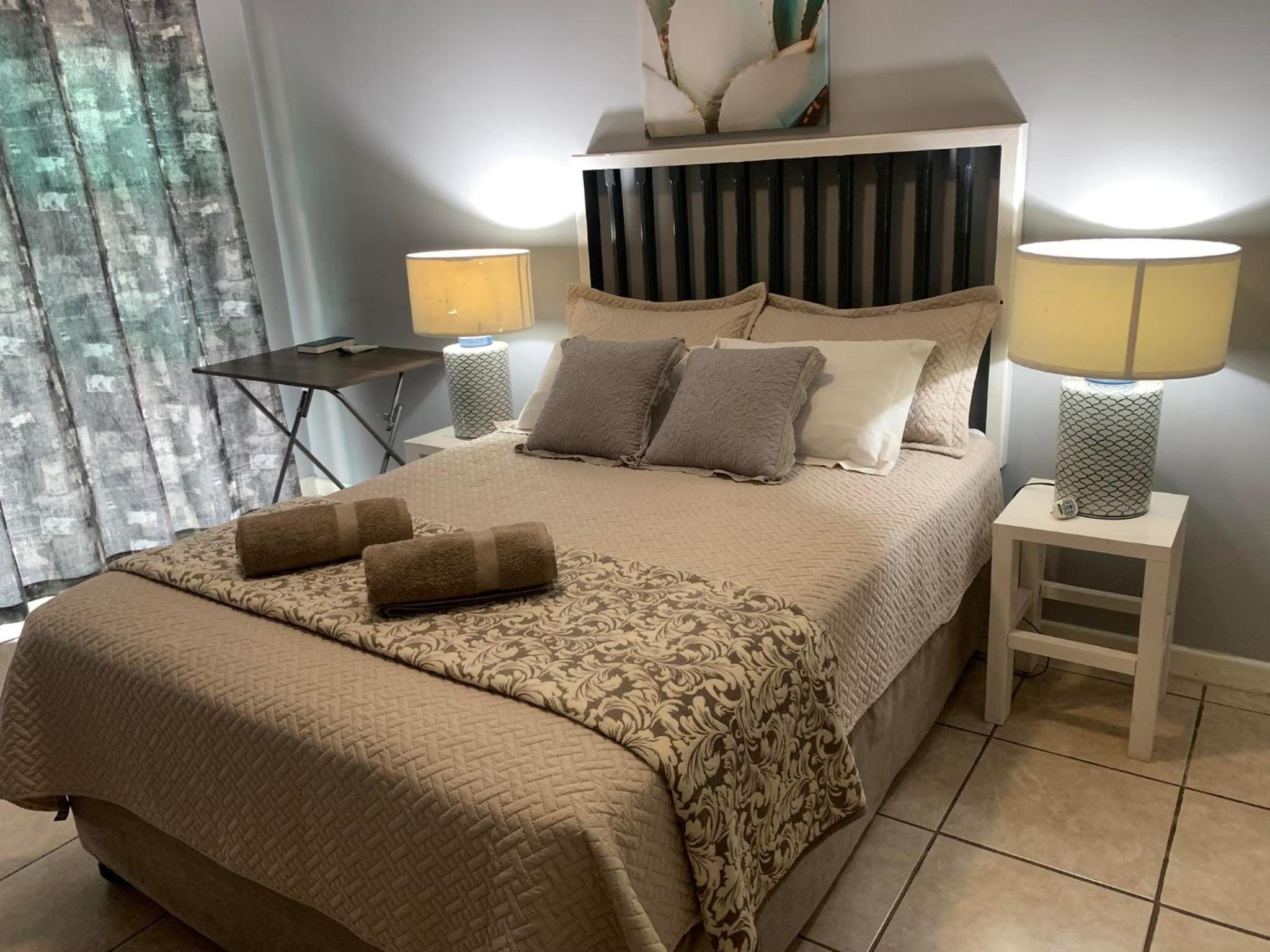 Victoria Oaks Beaufort West Guesthouse view 4