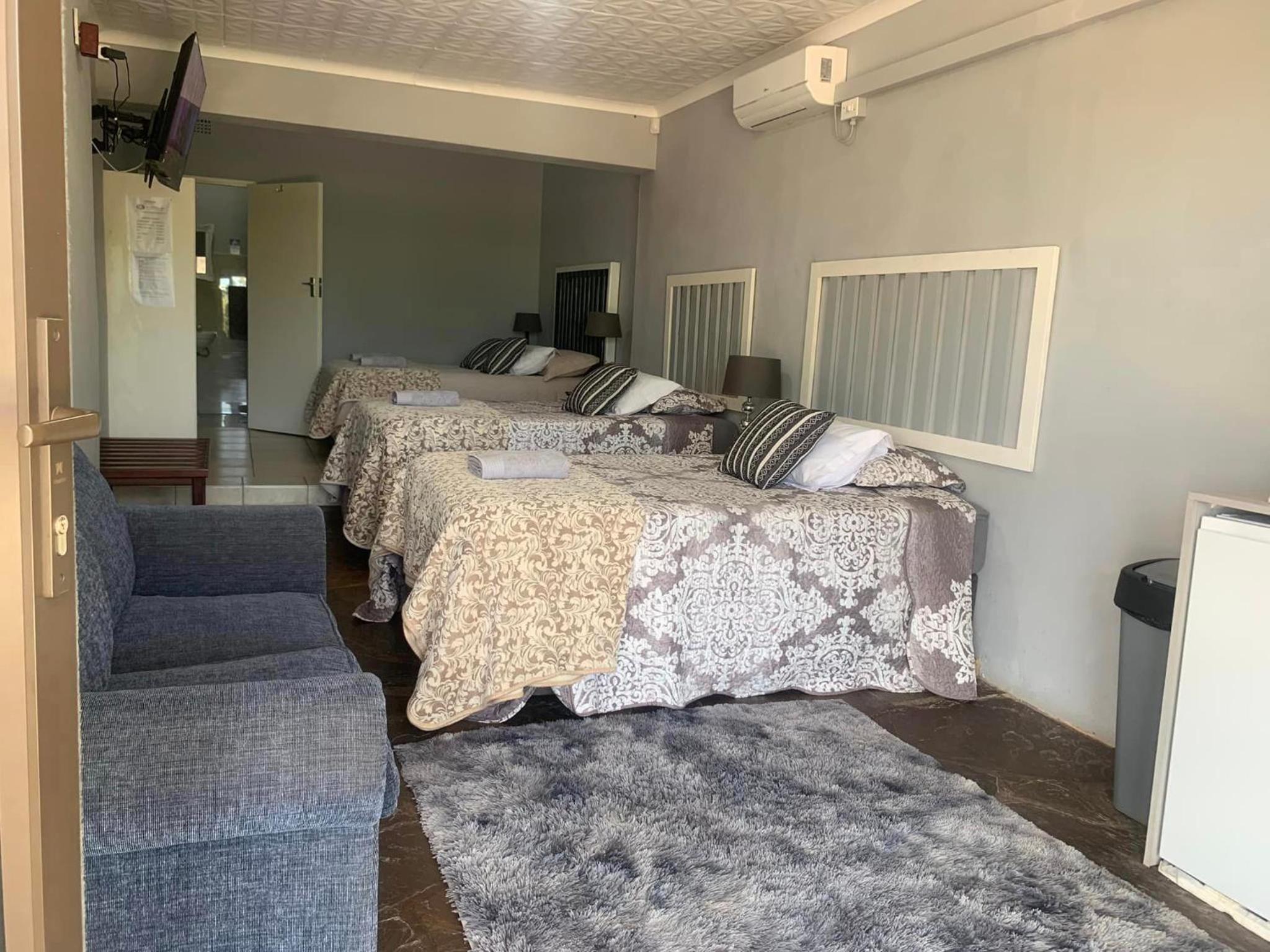 Victoria Oaks Beaufort West Guesthouse view 2