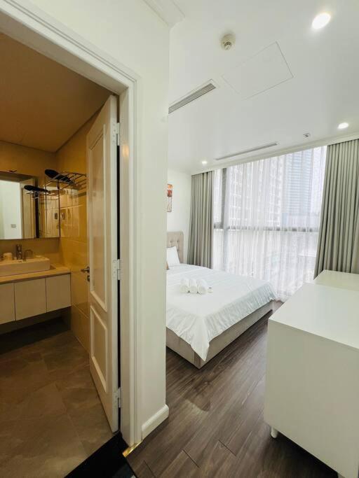 VNRooms - 2BR Vinhomes Skylake/ Garden View+ Quiet