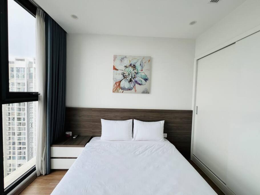 VNRooms - 1BR/ Vinhomes Skylake/ View Korean Town