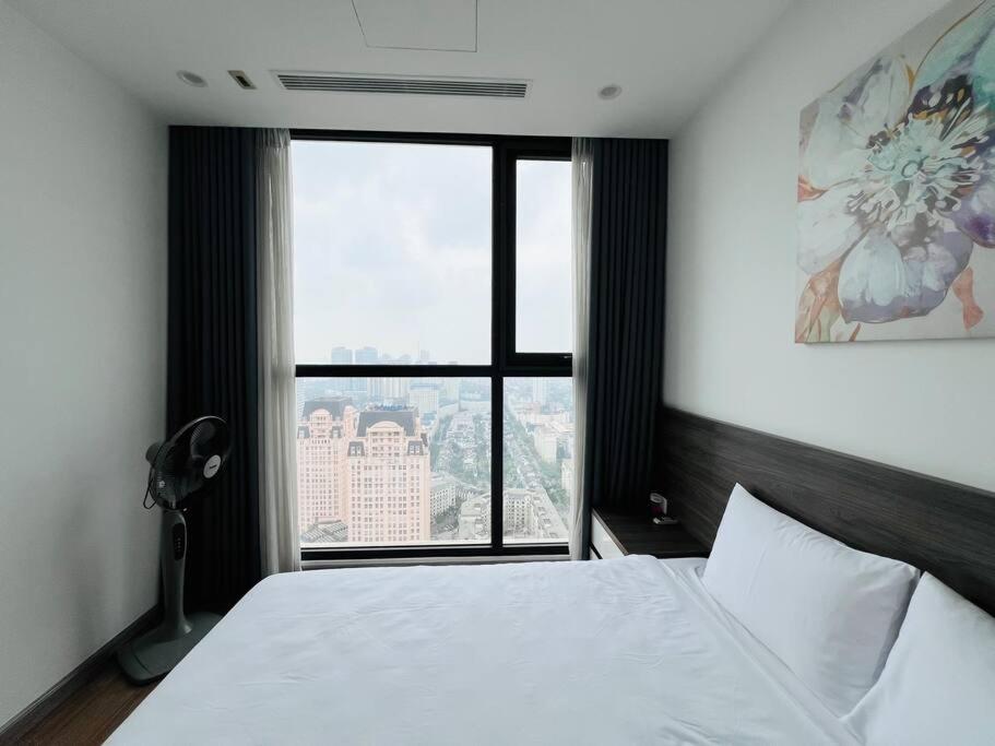 VNRooms - 1BR/ Vinhomes Skylake/ View Korean Town