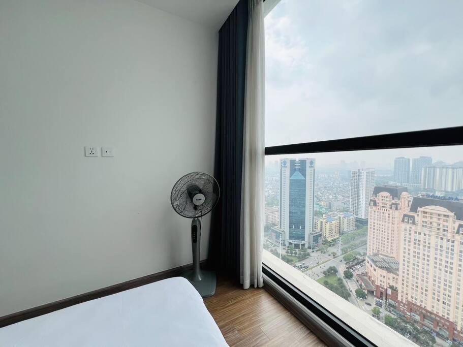 VNRooms - 1BR/ Vinhomes Skylake/ View Korean Town