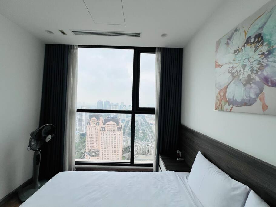 VNRooms - 1BR/ Vinhomes Skylake/ View Korean Town