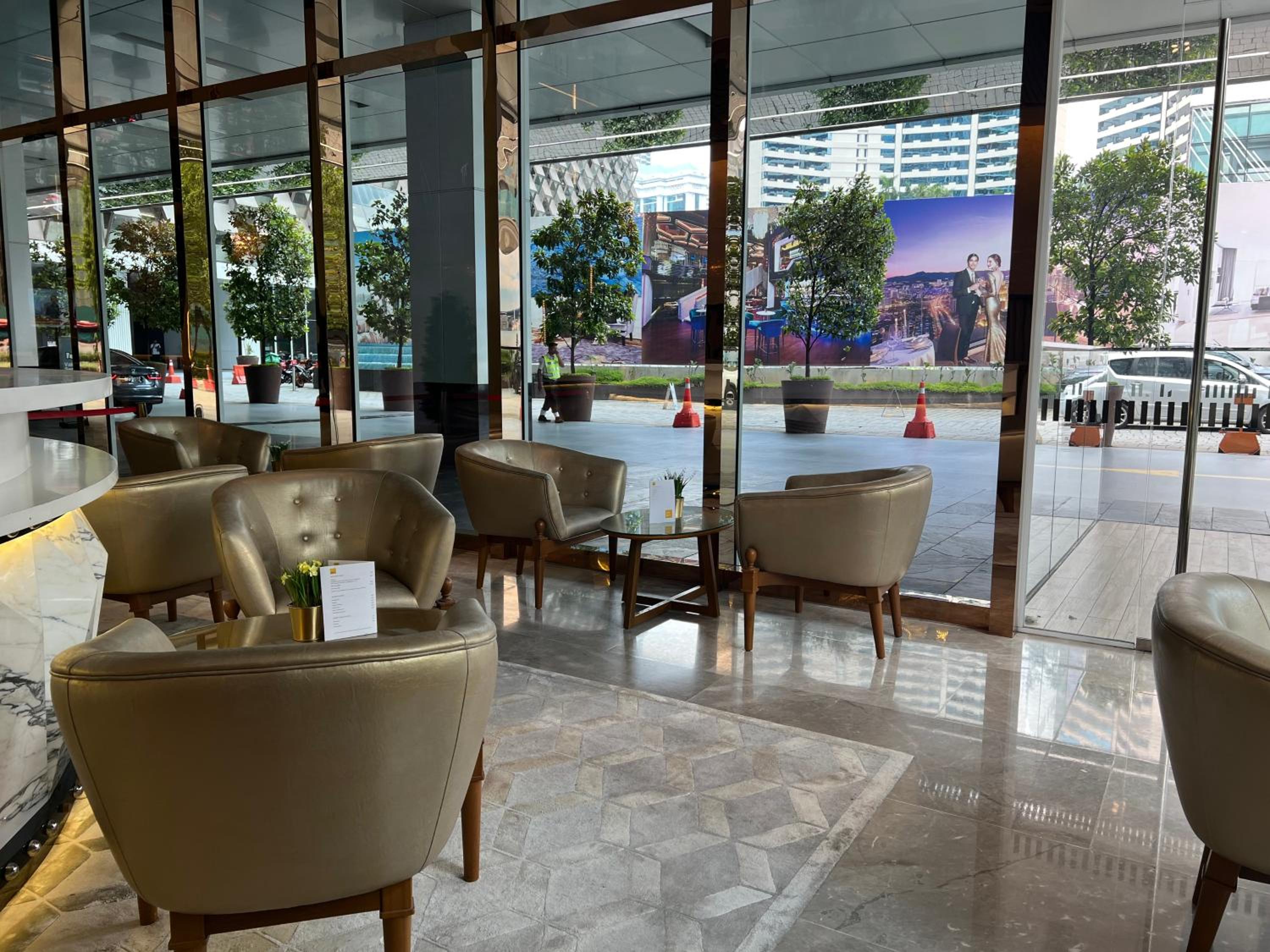 Faced Suites by Penguinhome