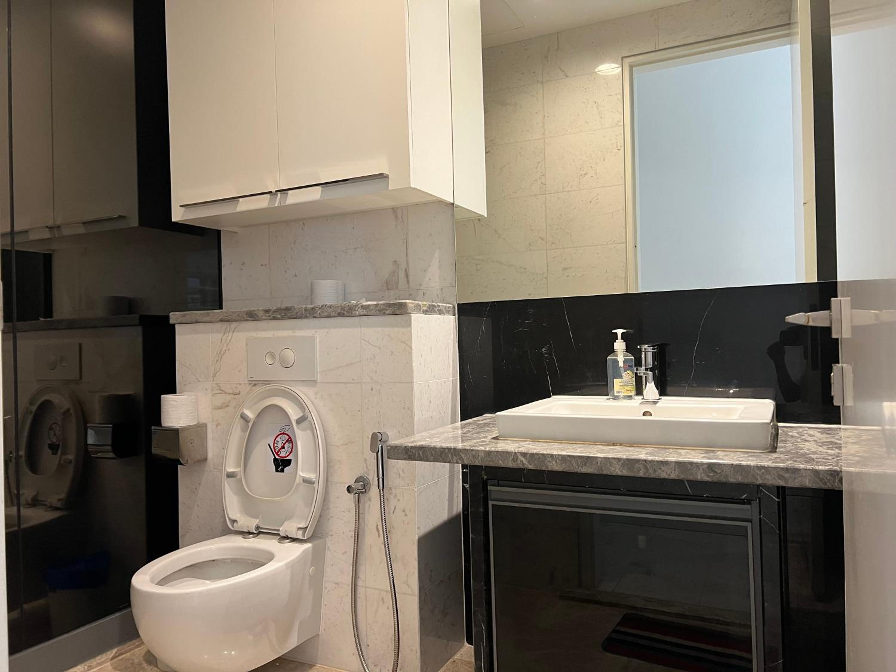Faced Suites by Penguinhome